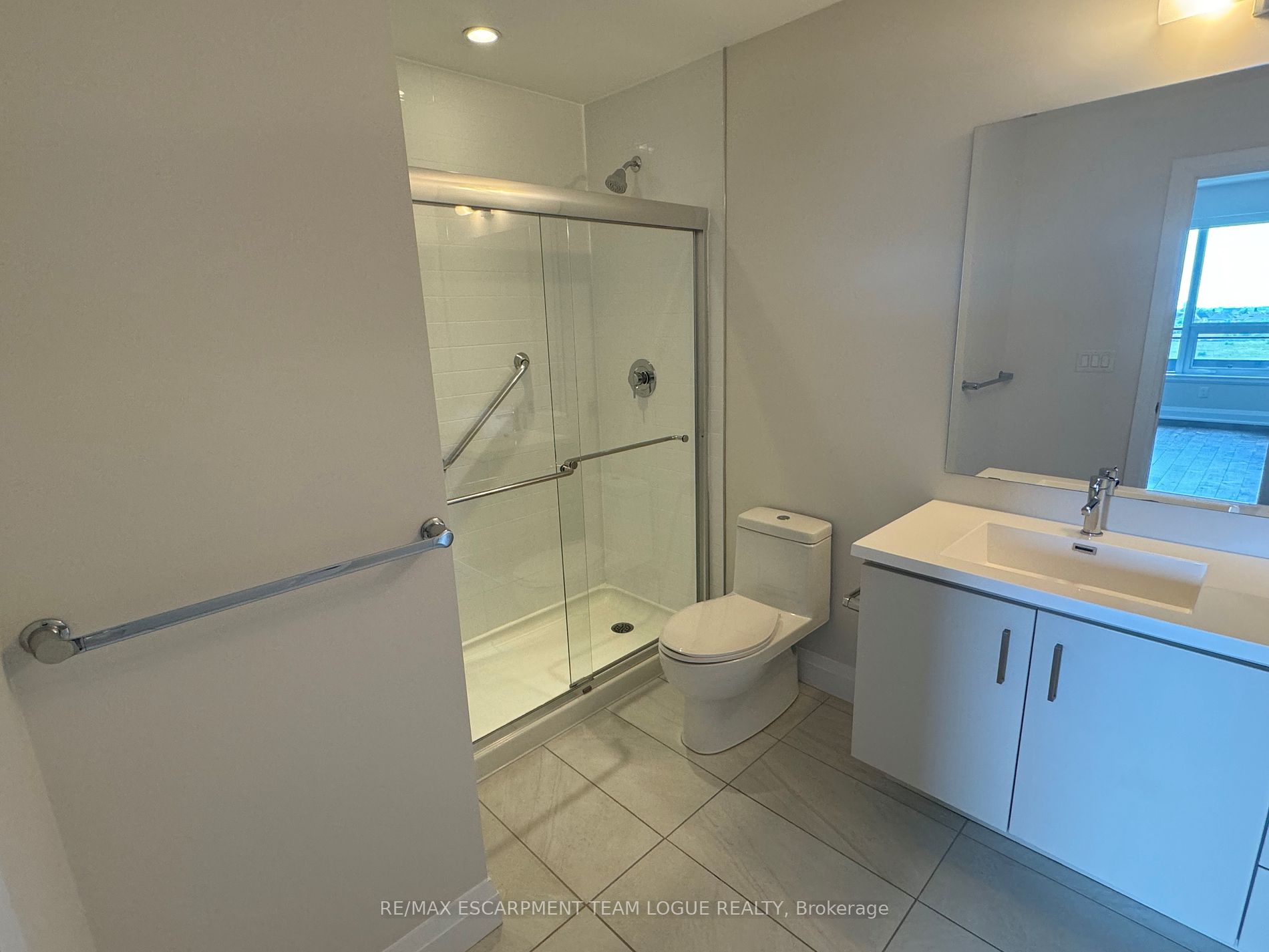 2333 TAUNTON Rd, #707