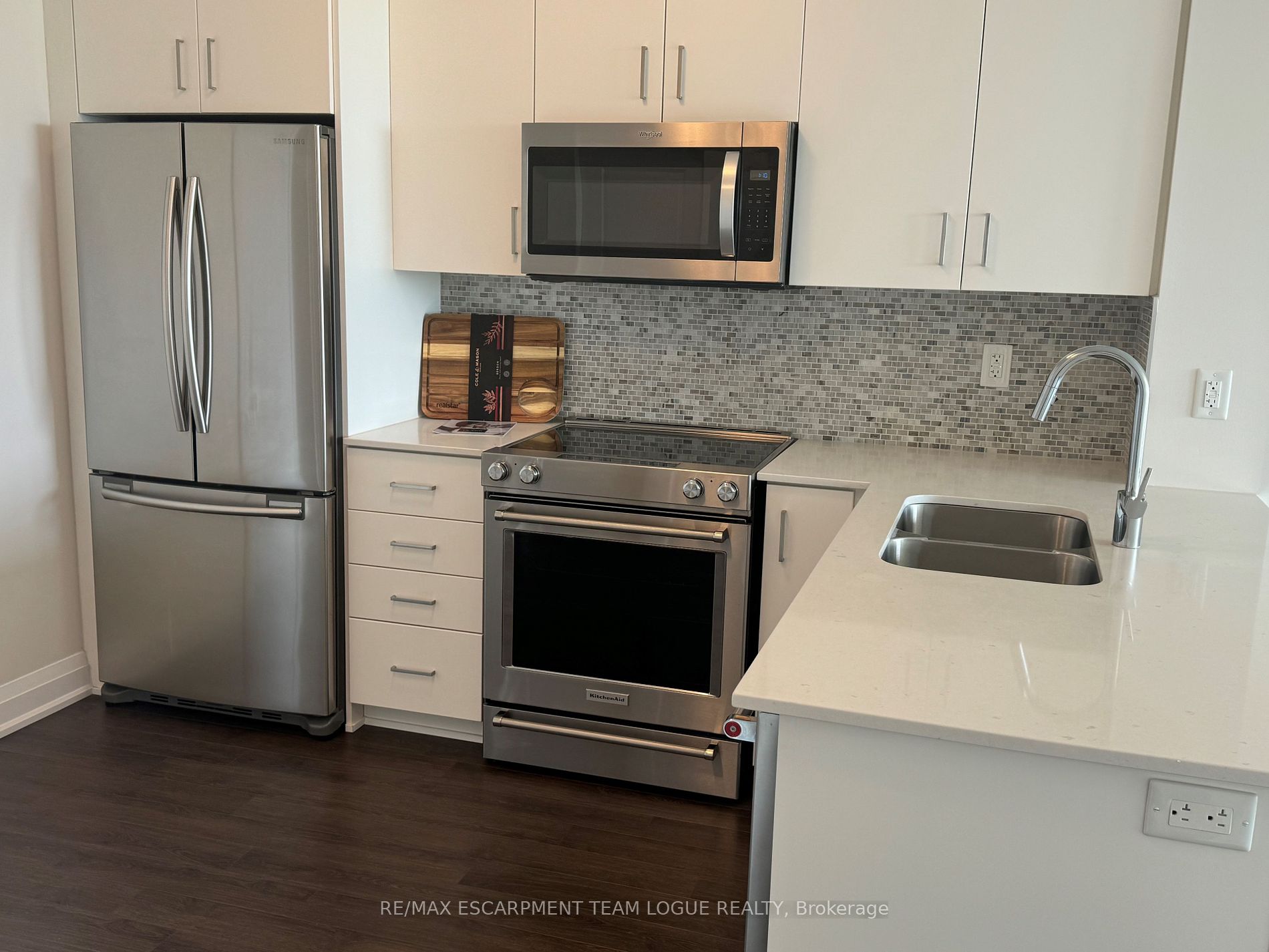2333 TAUNTON Rd, #707