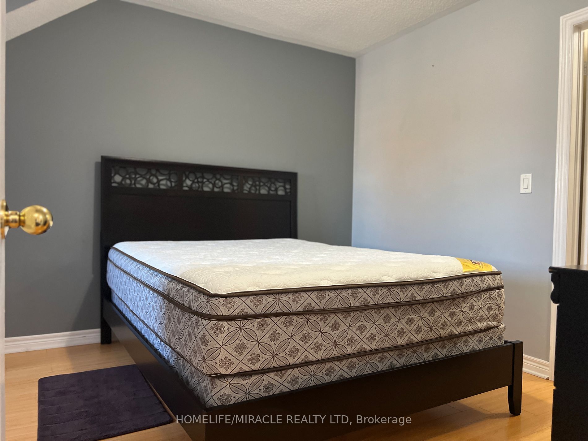 91 Earlsbridge Blvd