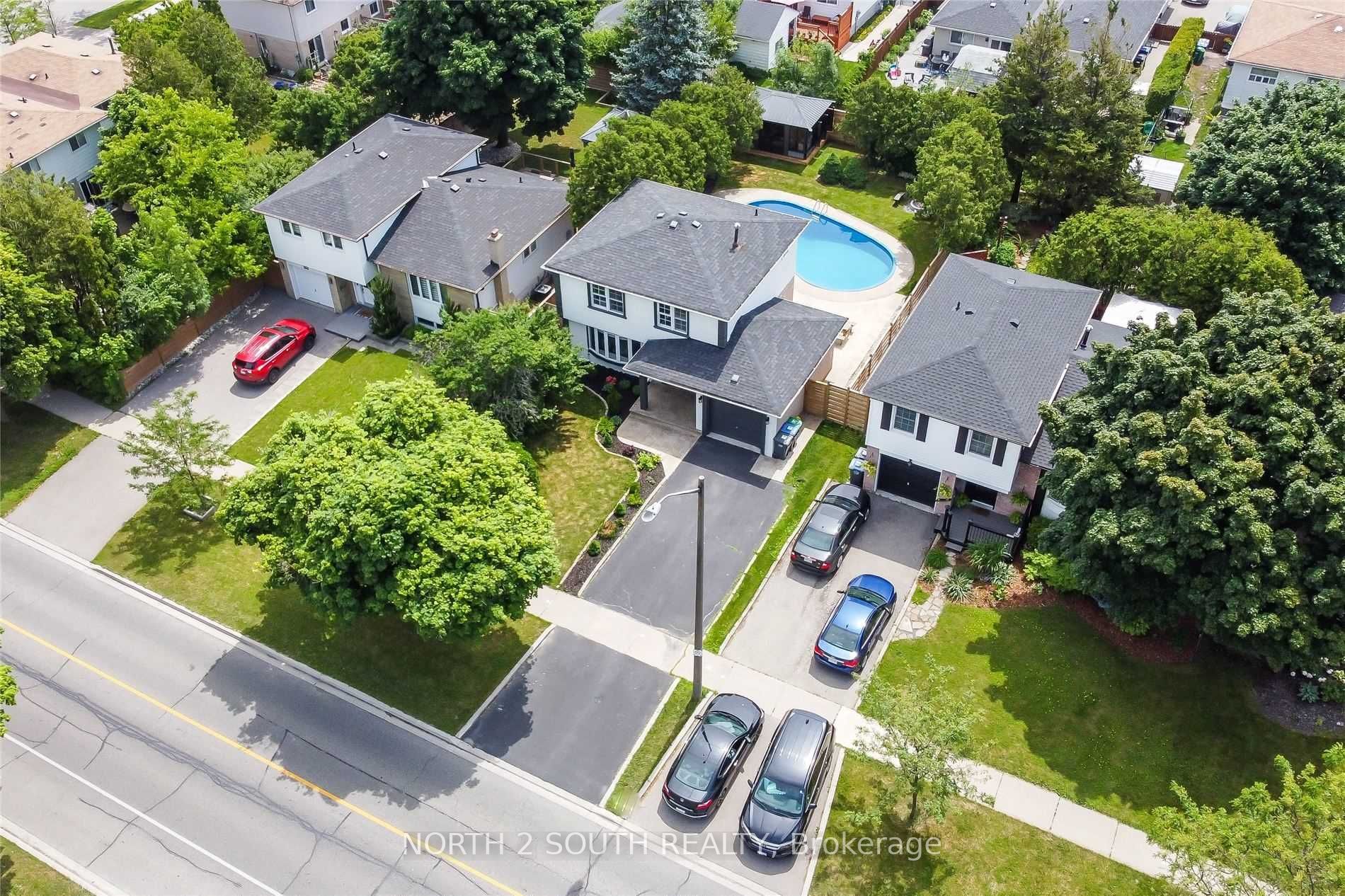 2594 Bromsgrove Rd