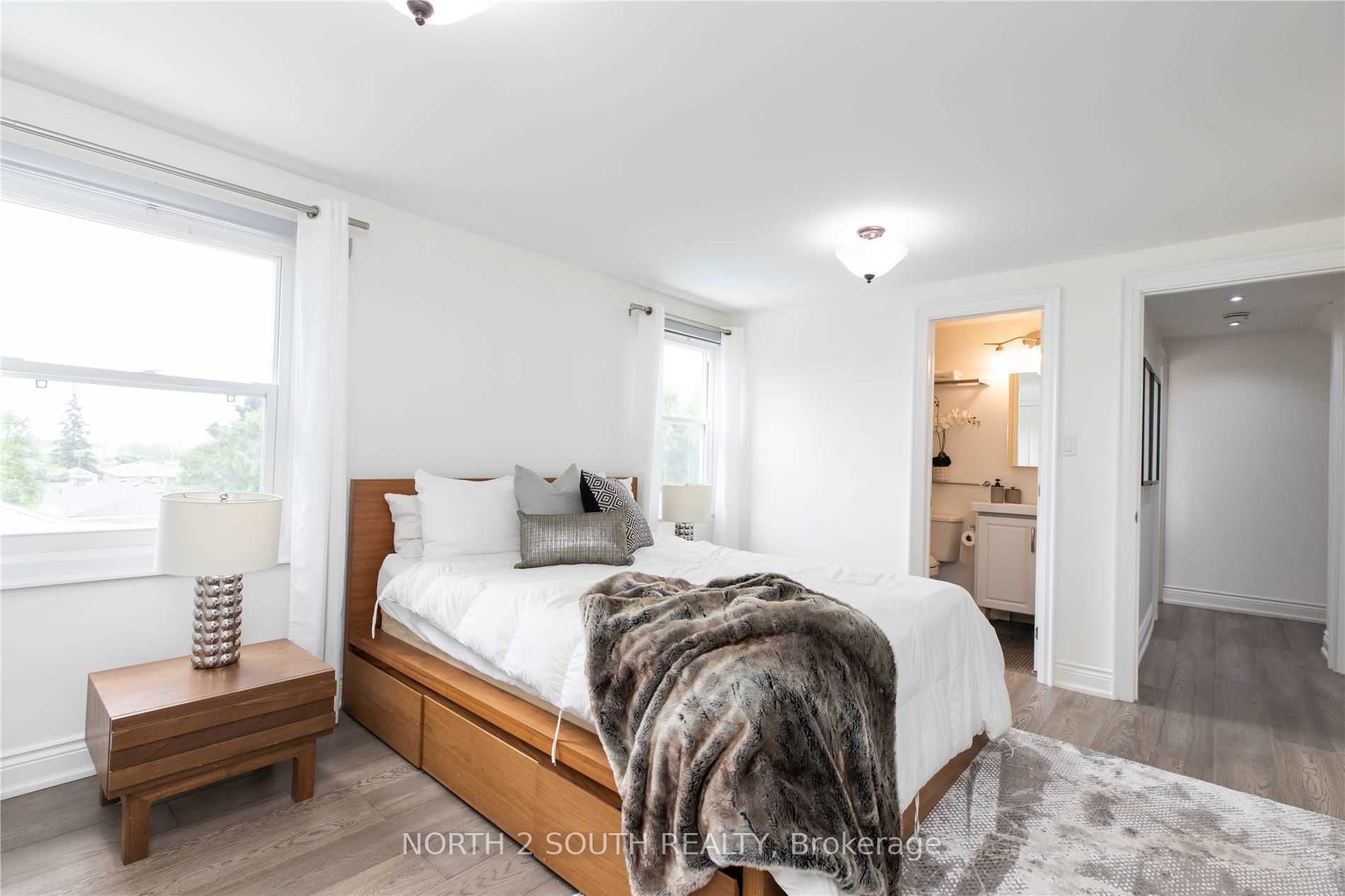 2594 Bromsgrove Rd