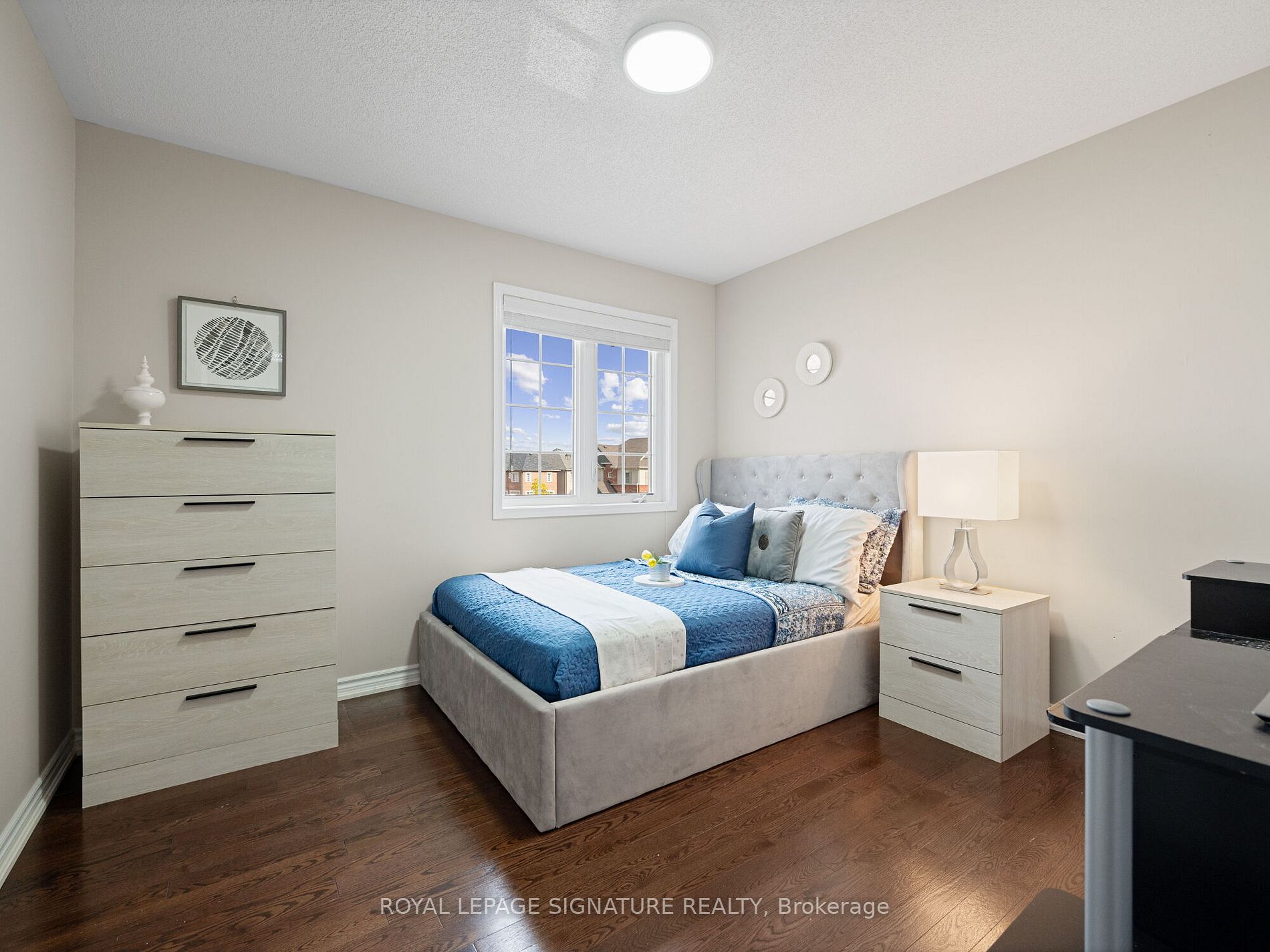 338 Trudeau Dr