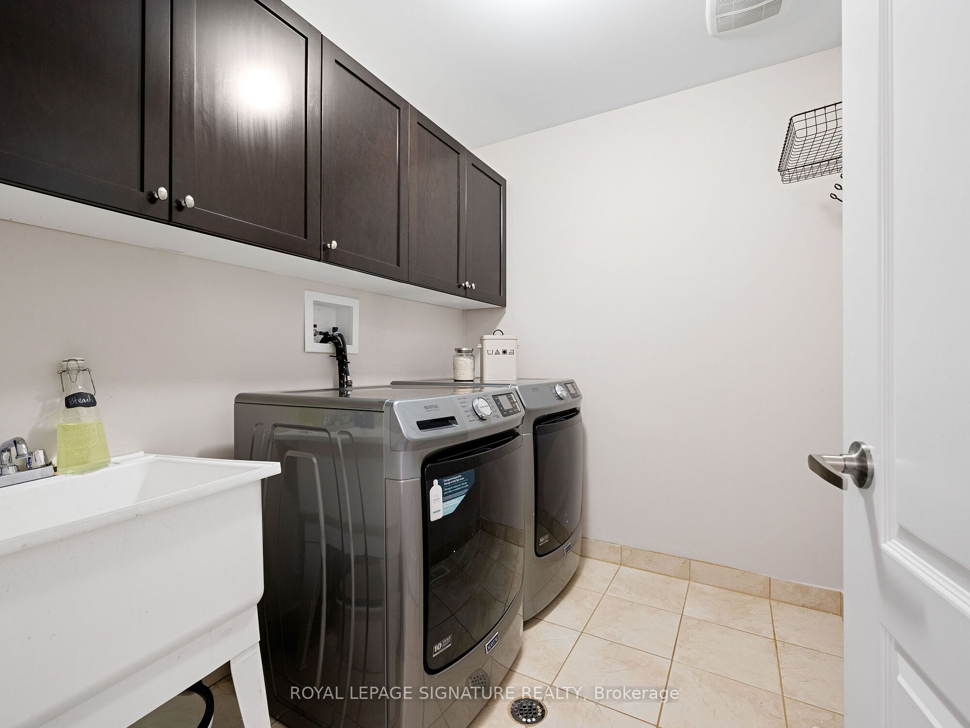 338 Trudeau Dr