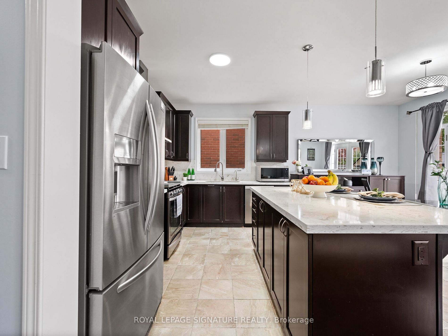 338 Trudeau Dr