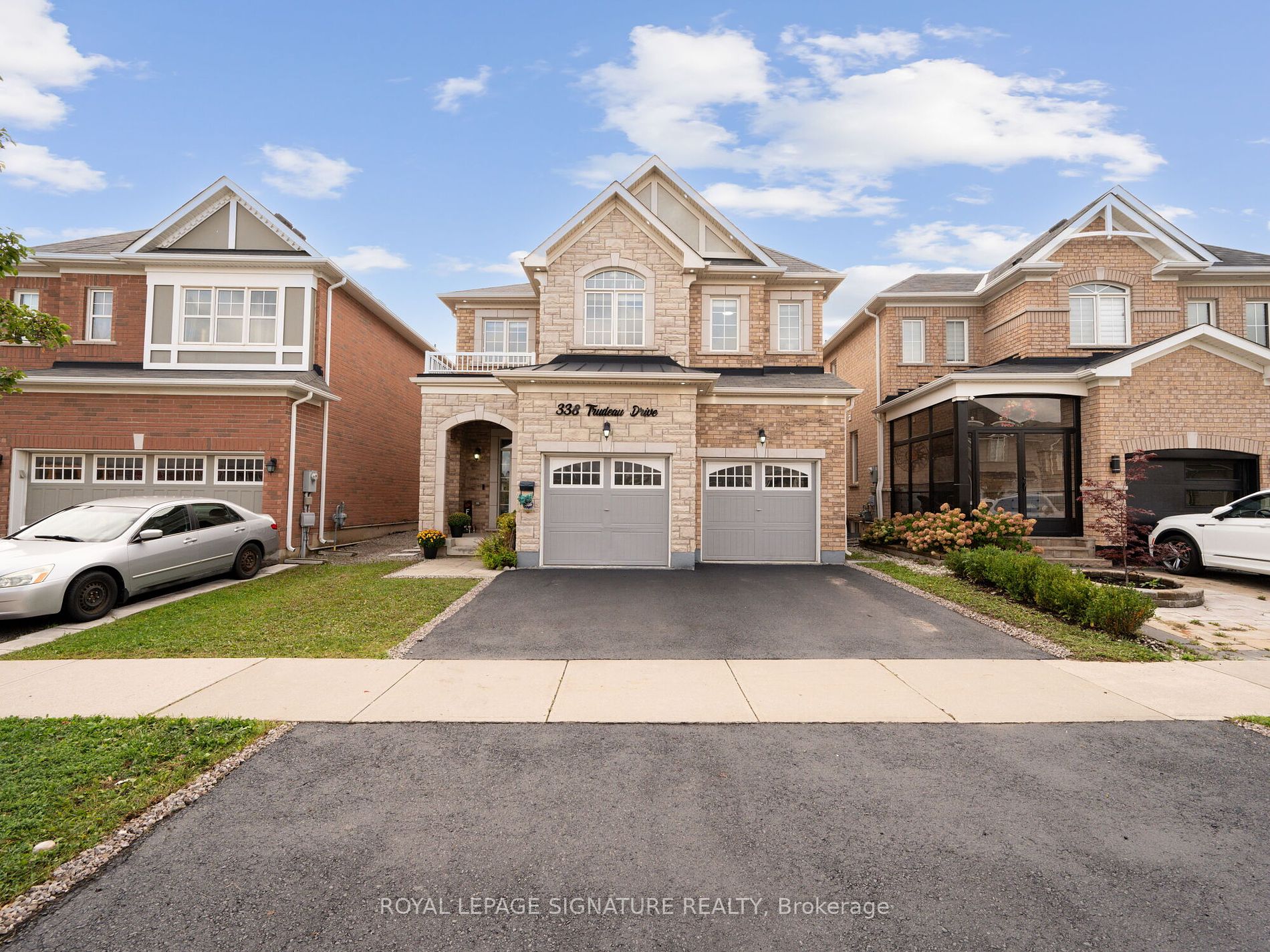 338 Trudeau Dr