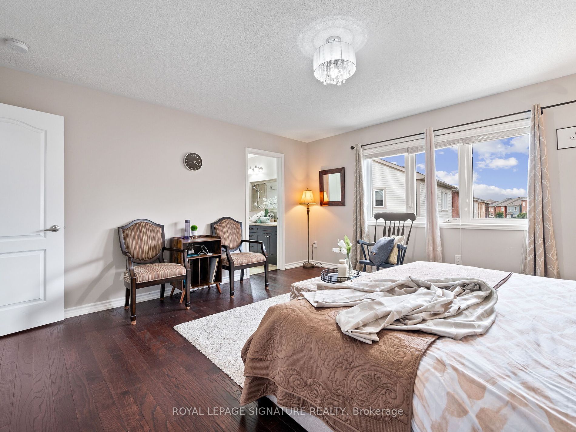 338 Trudeau Dr