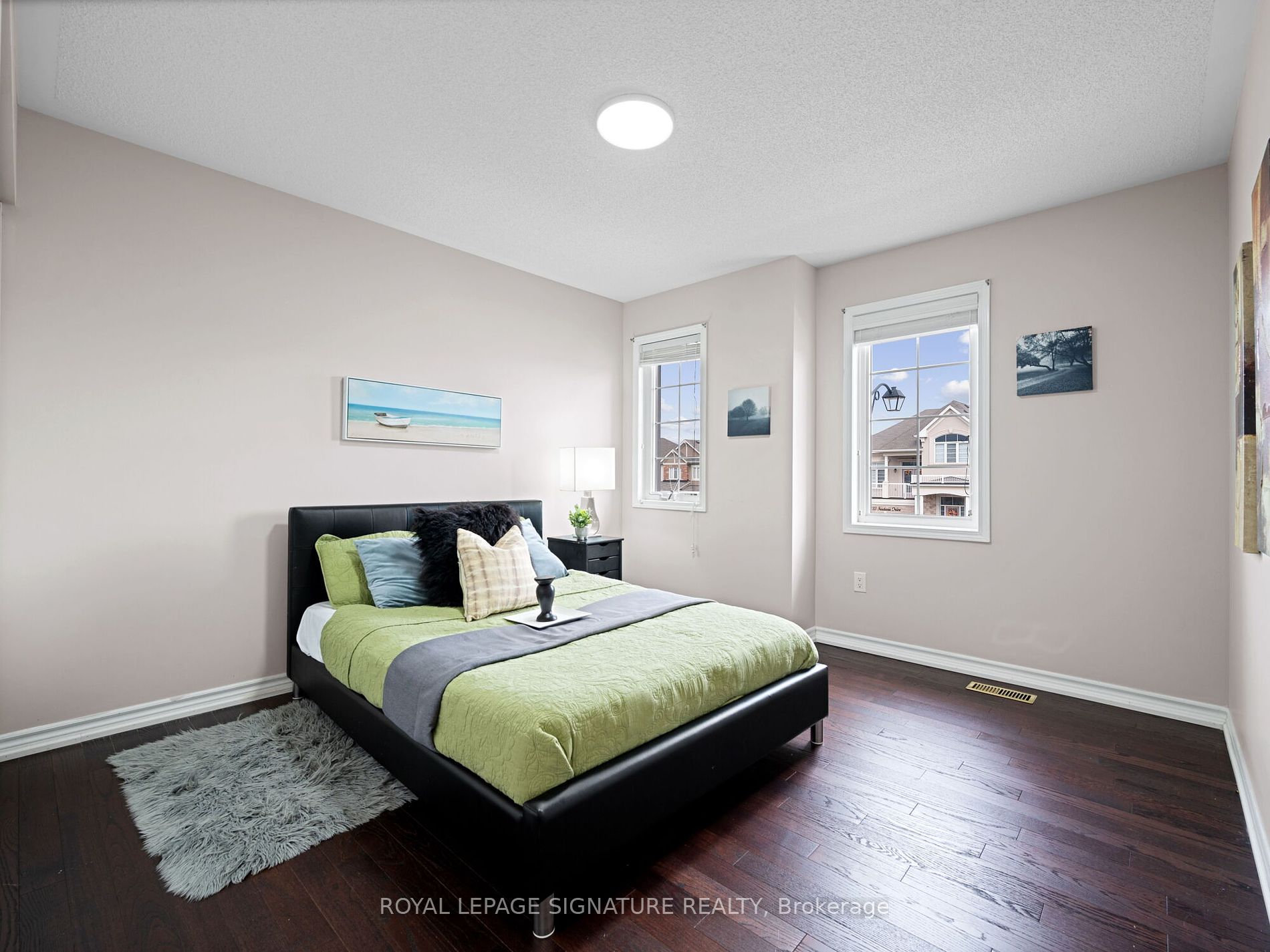 338 Trudeau Dr