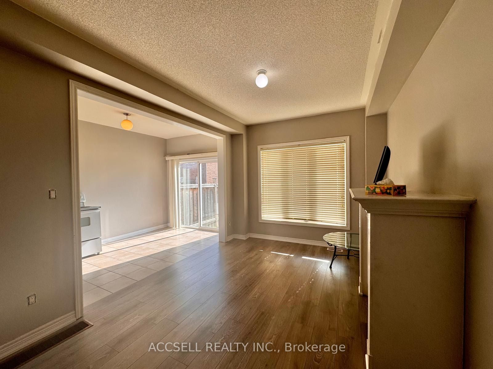 43 Banbridge Cres