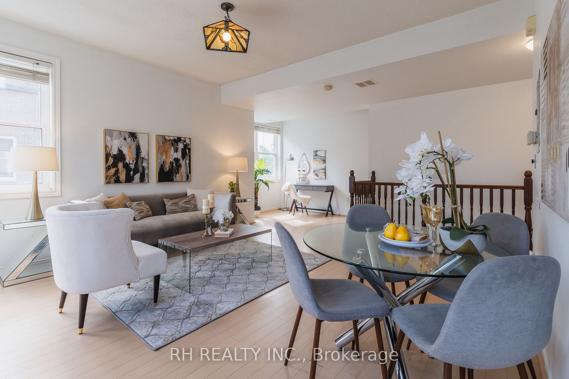 760 Lawrence Ave W, #90