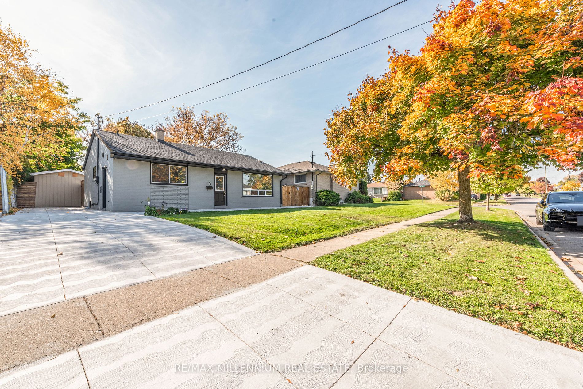 76 Raylawn Cres