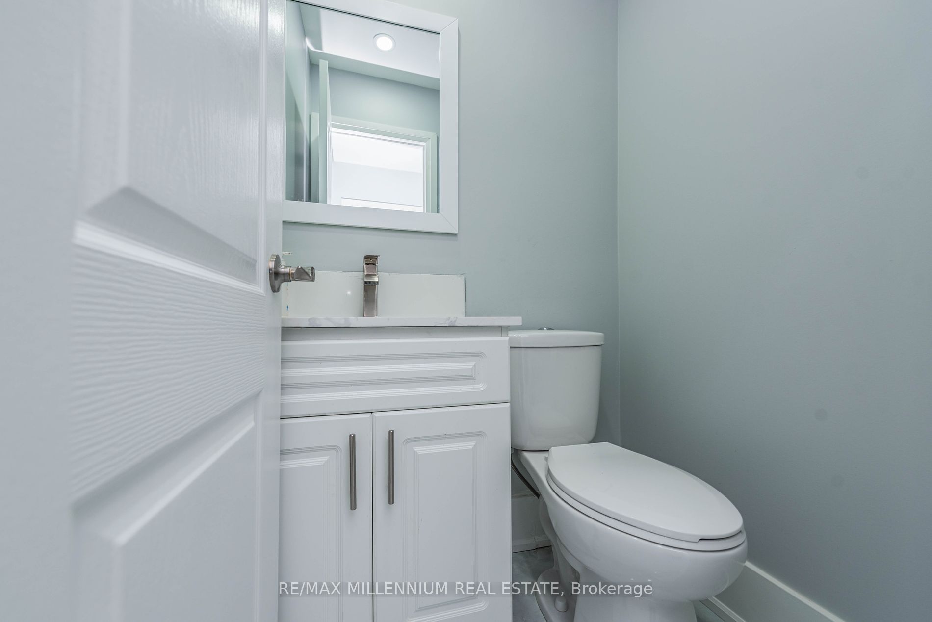 76 Raylawn Cres