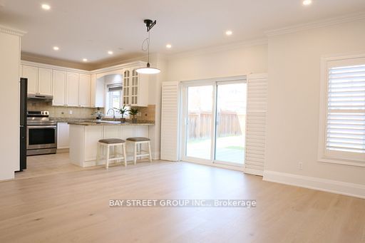 2309 Coronation Dr