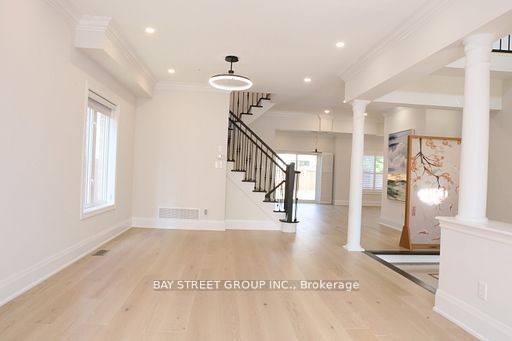 2309 Coronation Dr