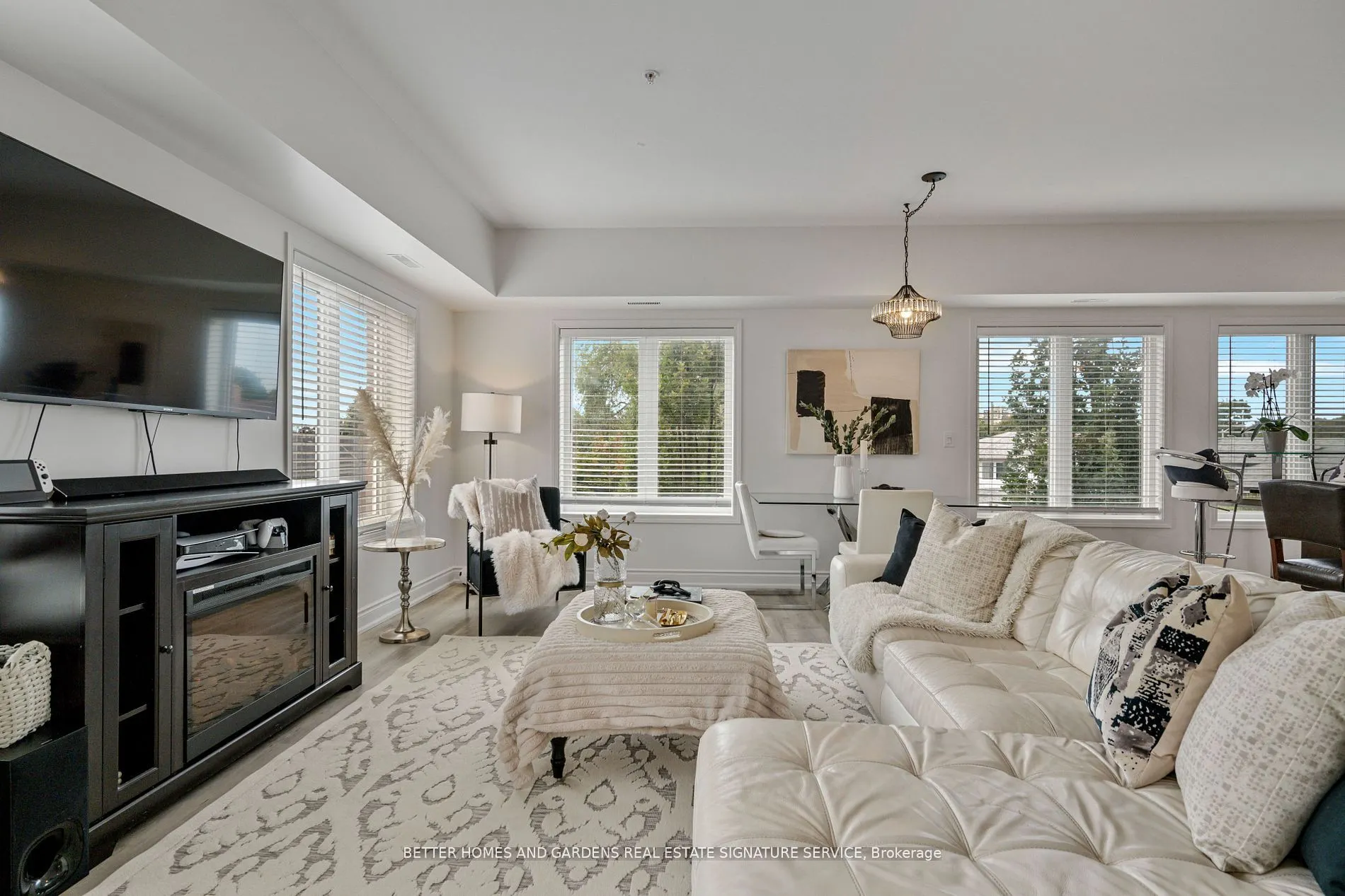 5 Richgrove Dr, #210