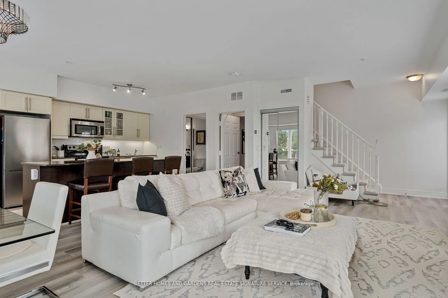 5 Richgrove Dr, #210