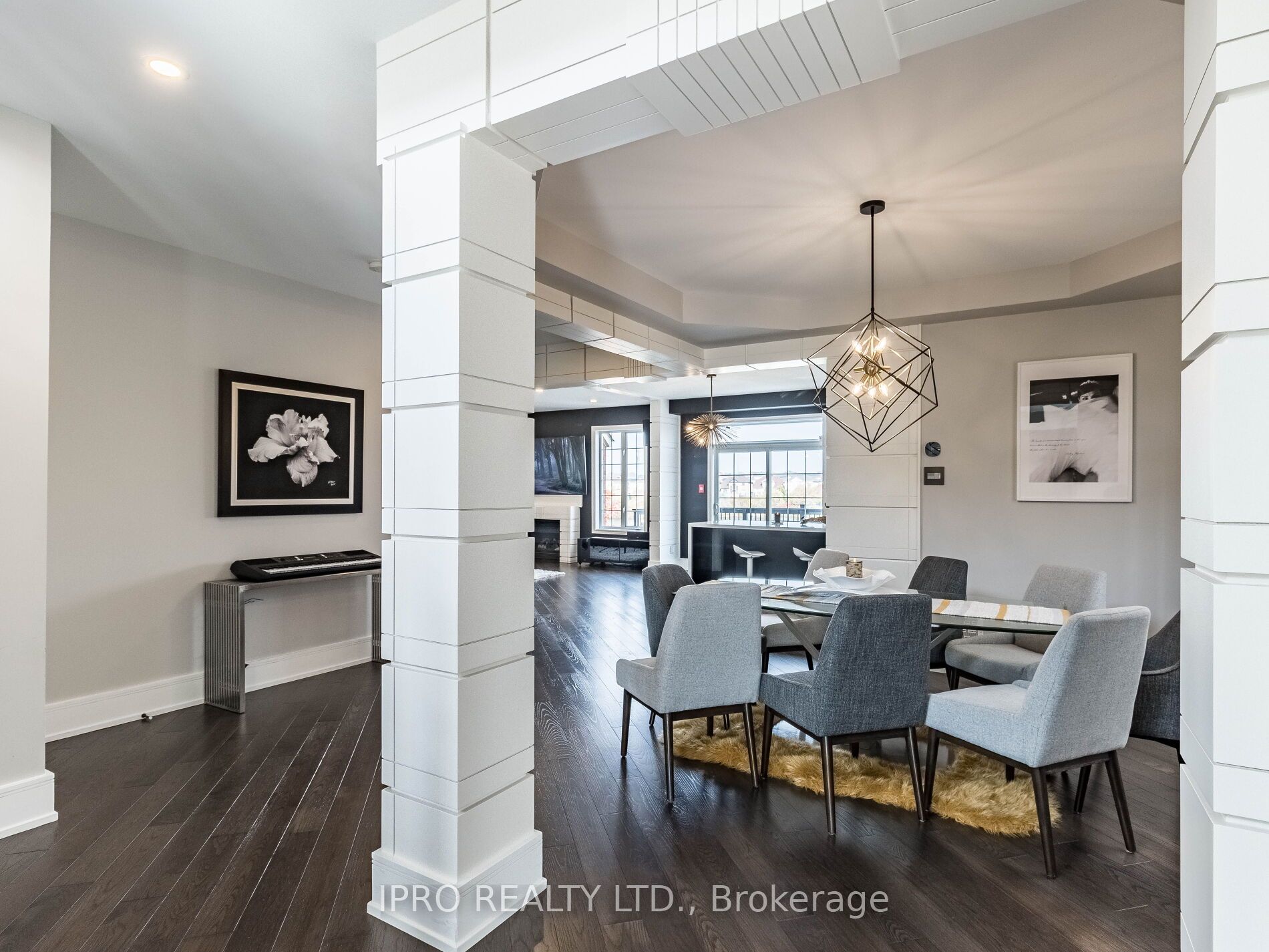 55 Stoneylake Ave
