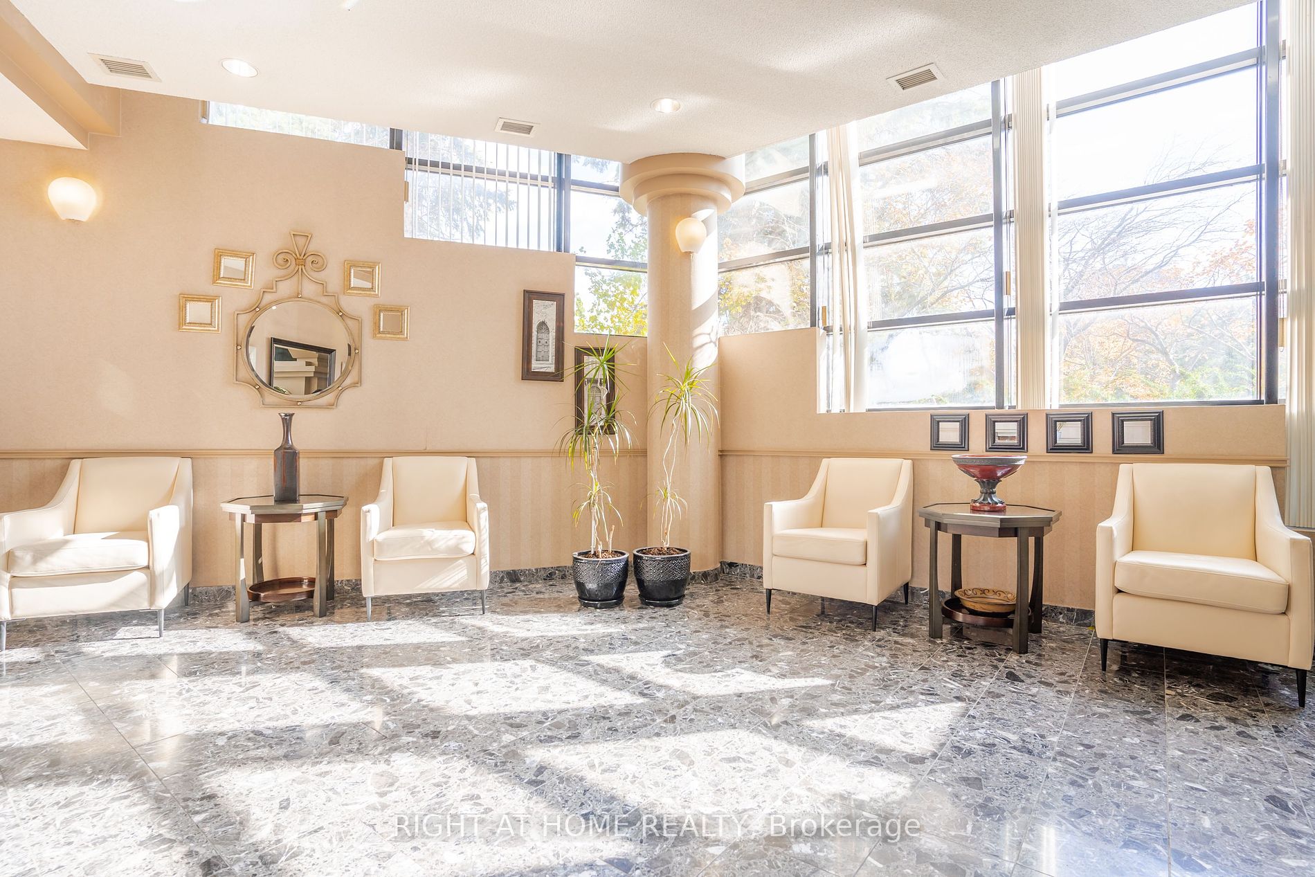 35 Trailwood Dr, #513