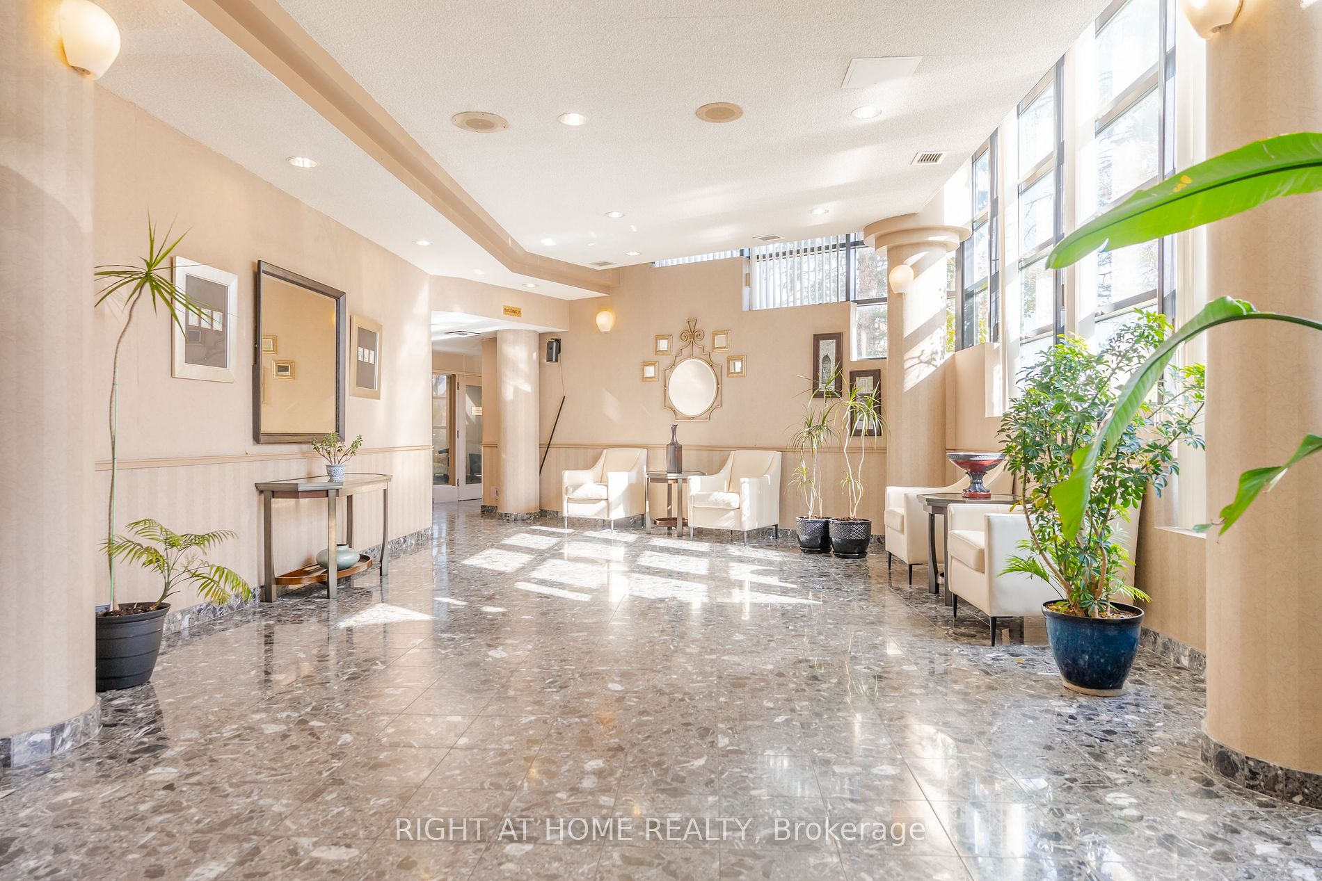 35 Trailwood Dr, #513