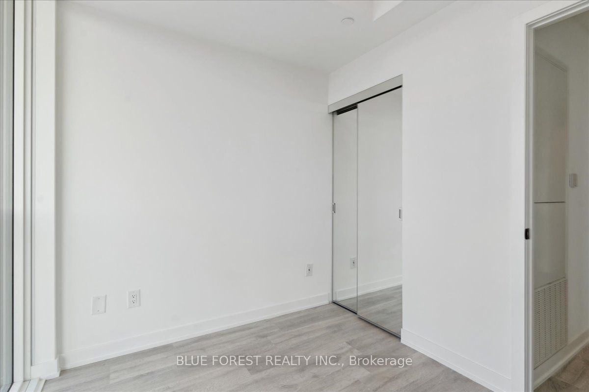 220 MISSINNIHE Way, #1301