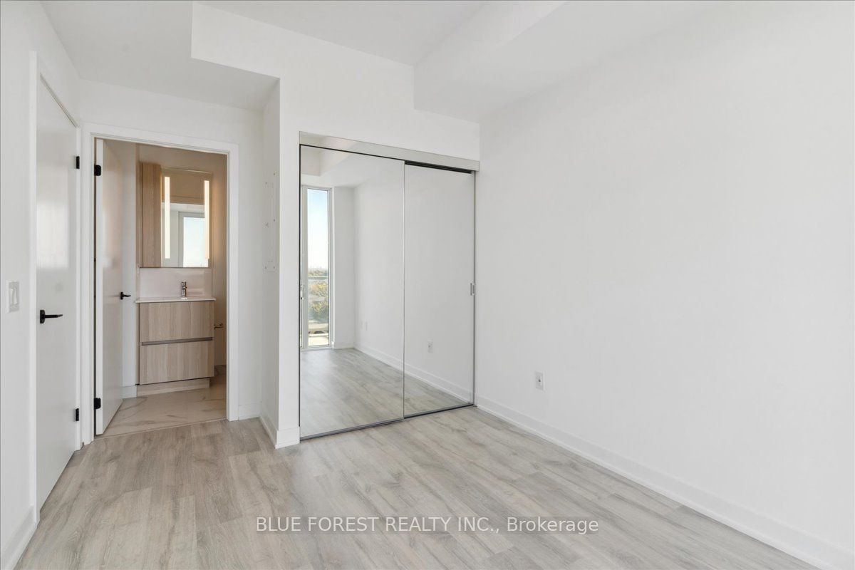 220 MISSINNIHE Way, #1301