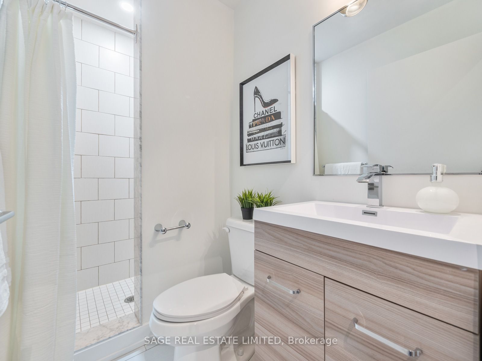 1183 Dufferin St, #102