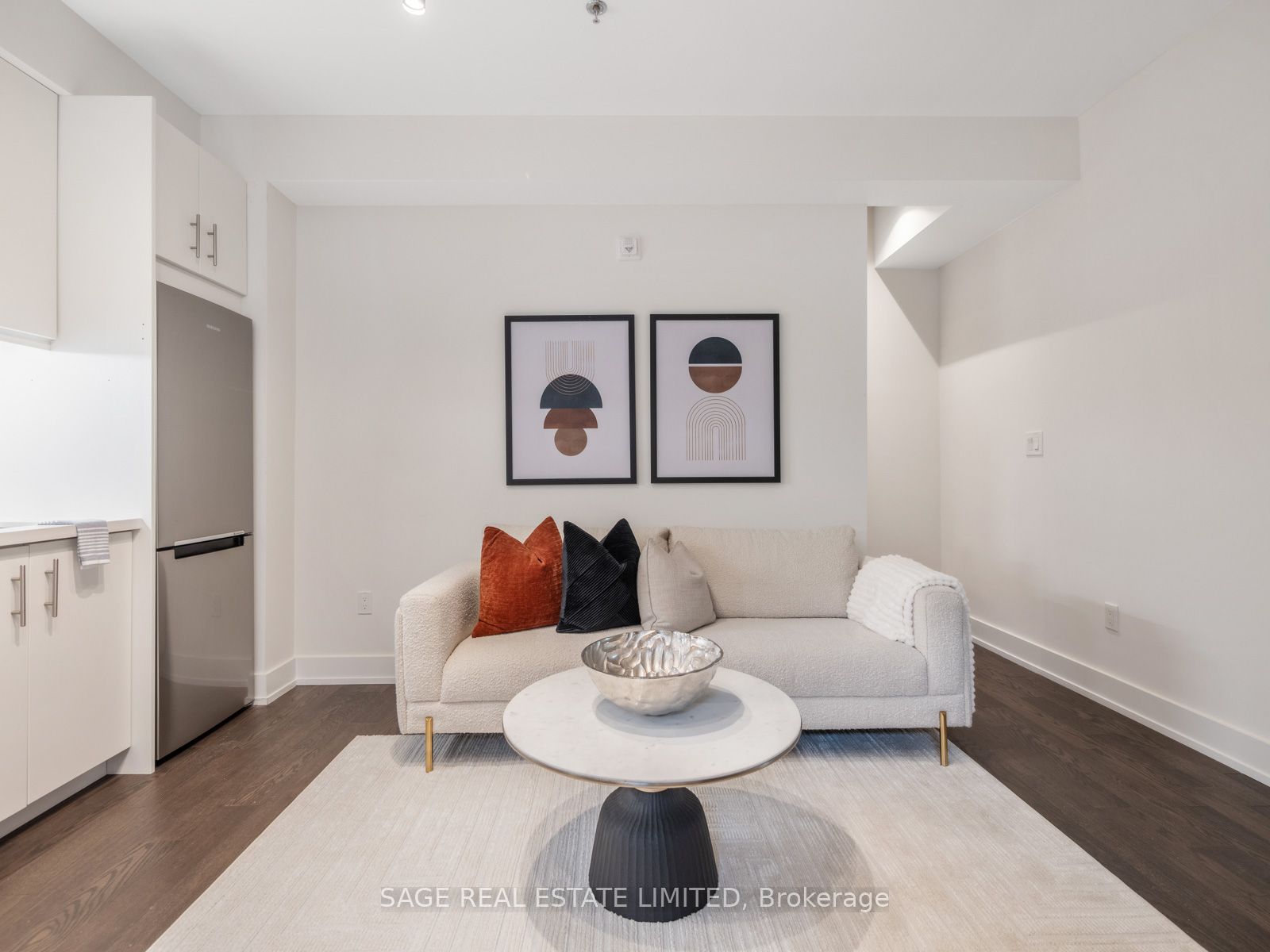 1183 Dufferin St, #102