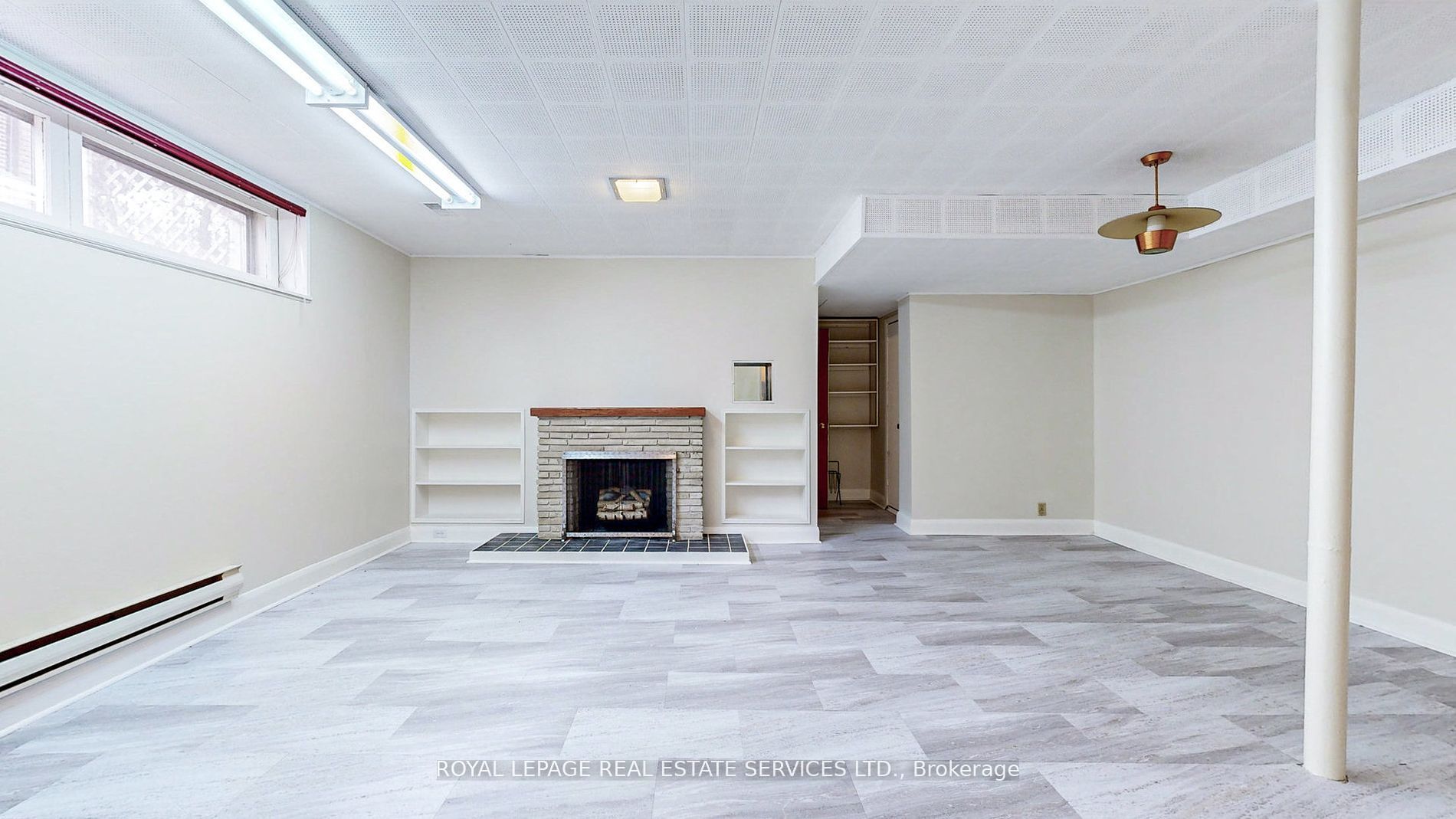 21 Pitkin Crt