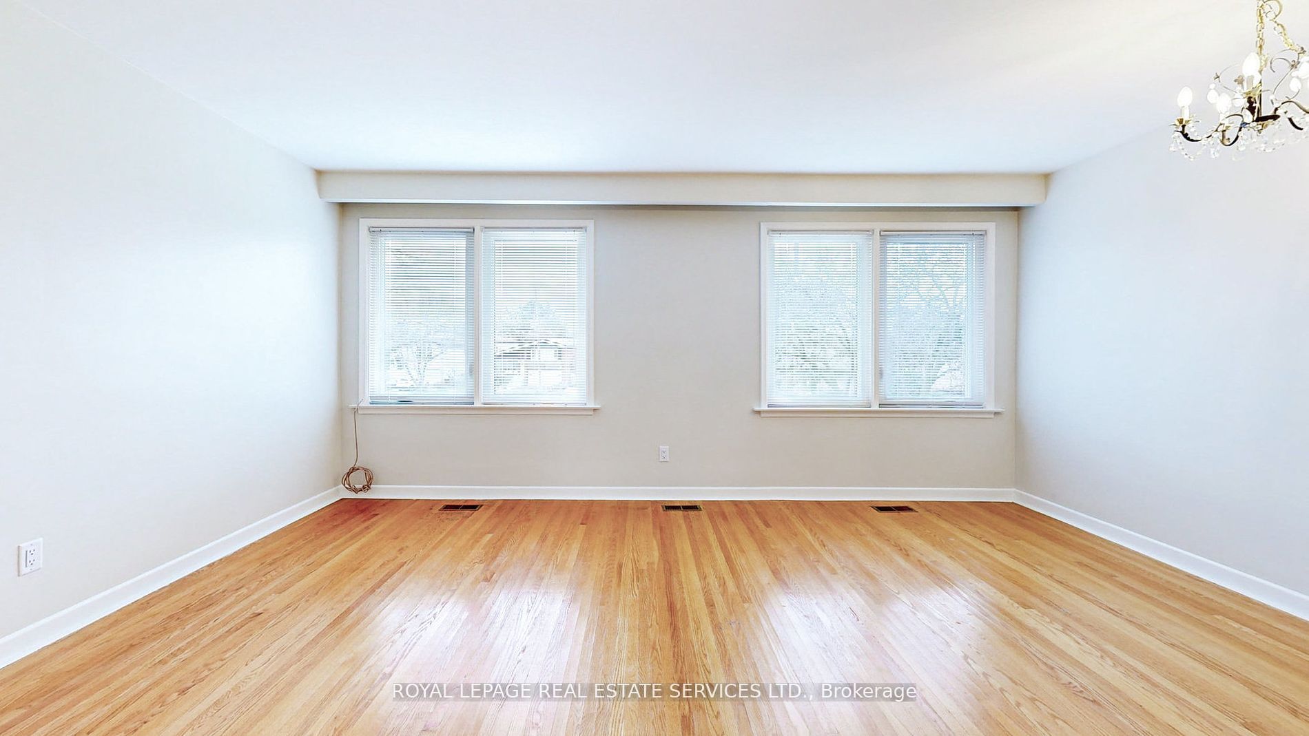 21 Pitkin Crt