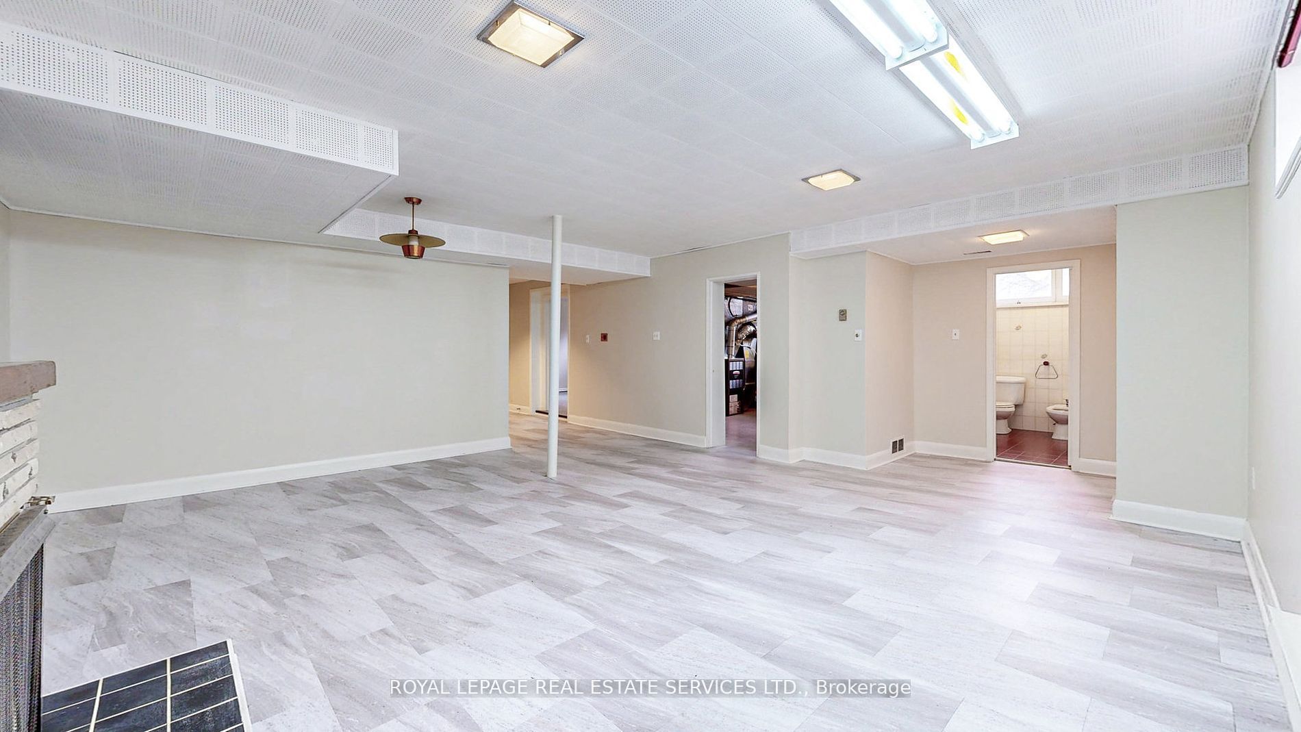 21 Pitkin Crt