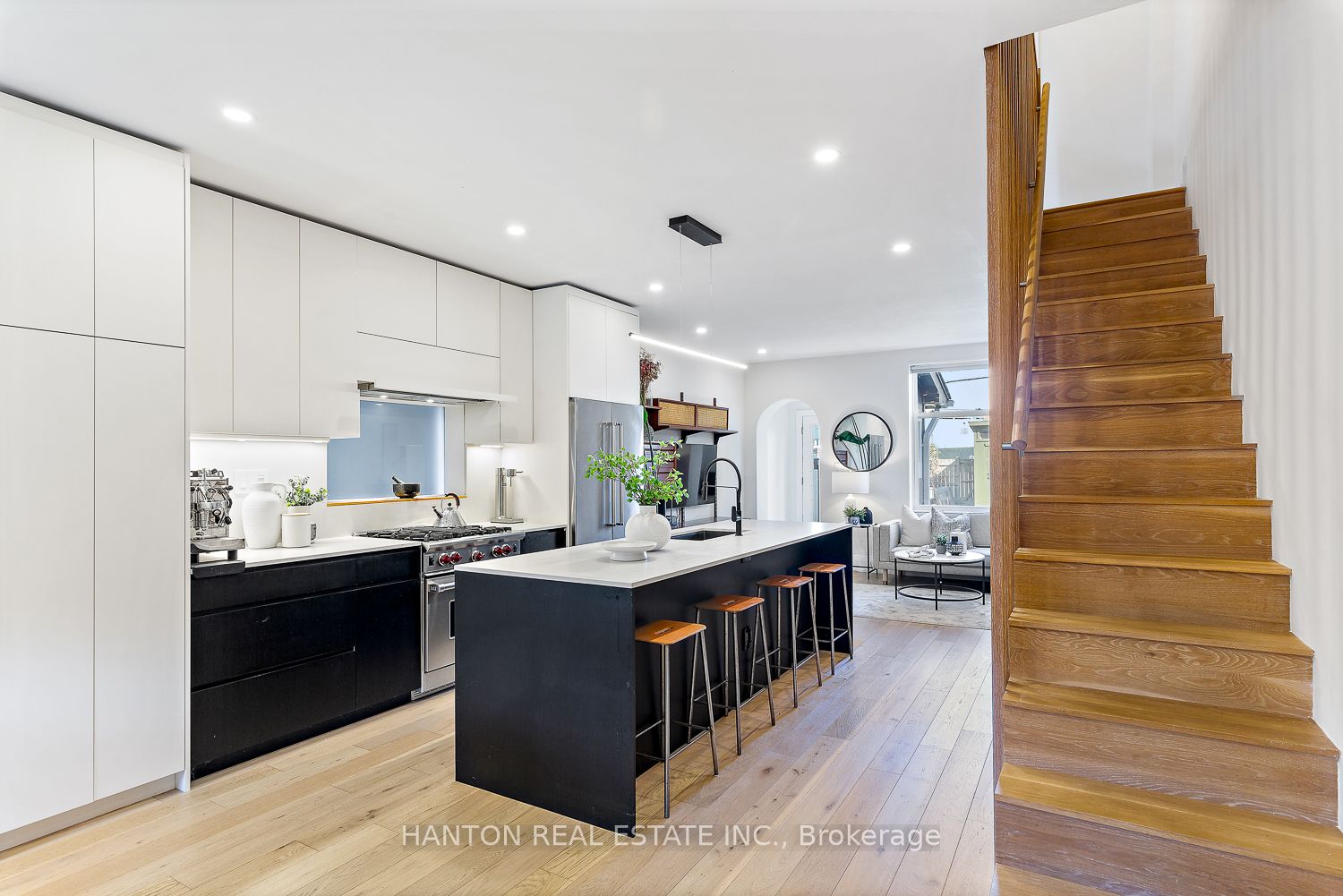 6 Herman Ave