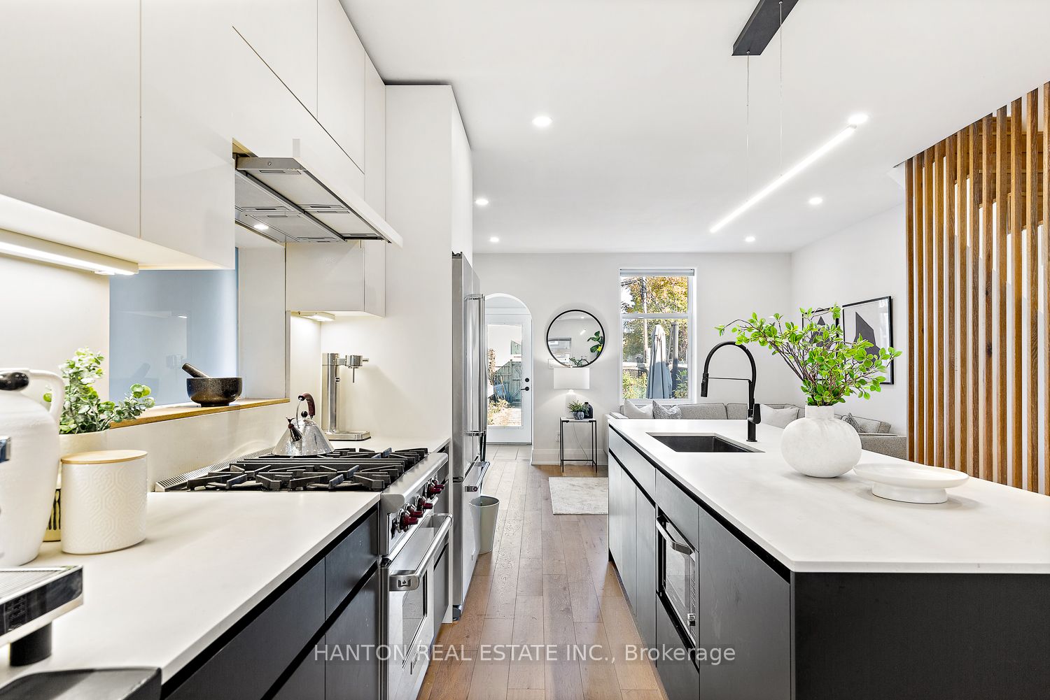 6 Herman Ave