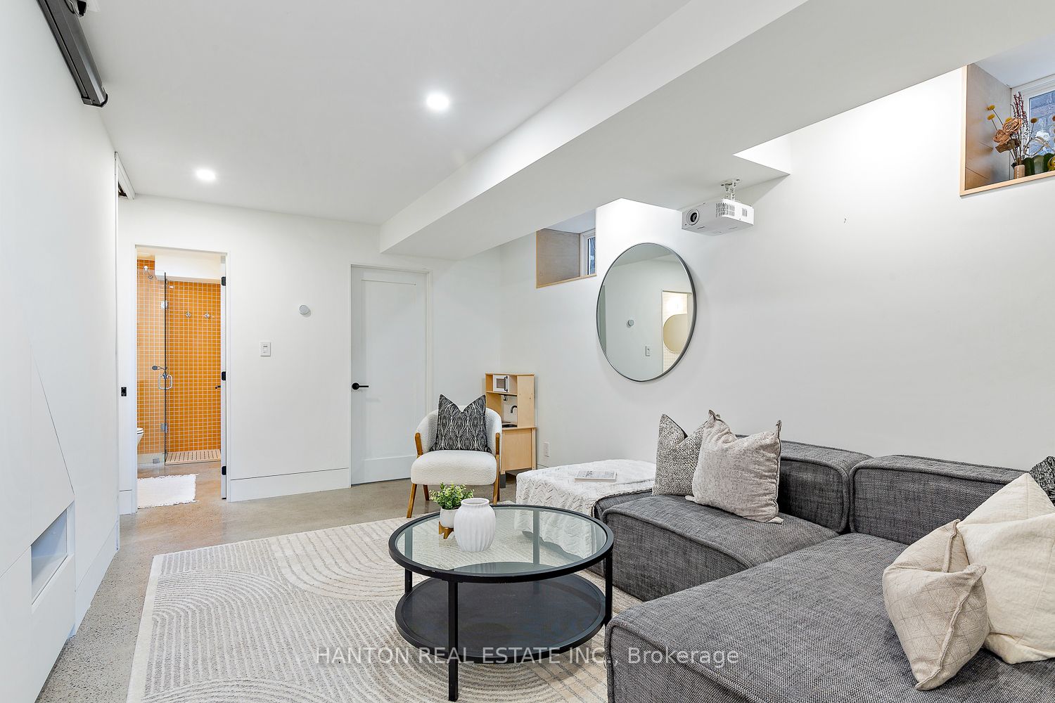 6 Herman Ave