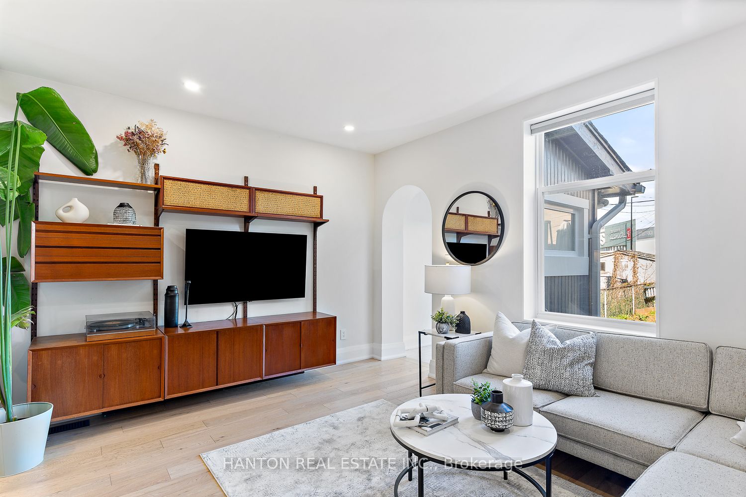6 Herman Ave