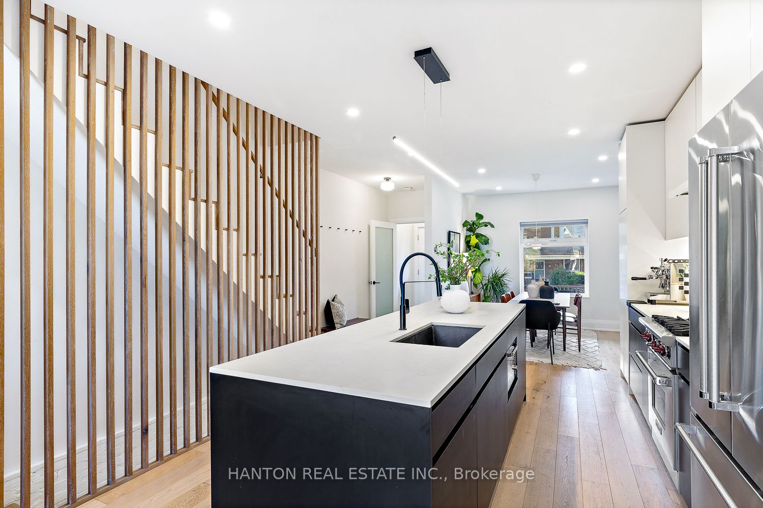 6 Herman Ave