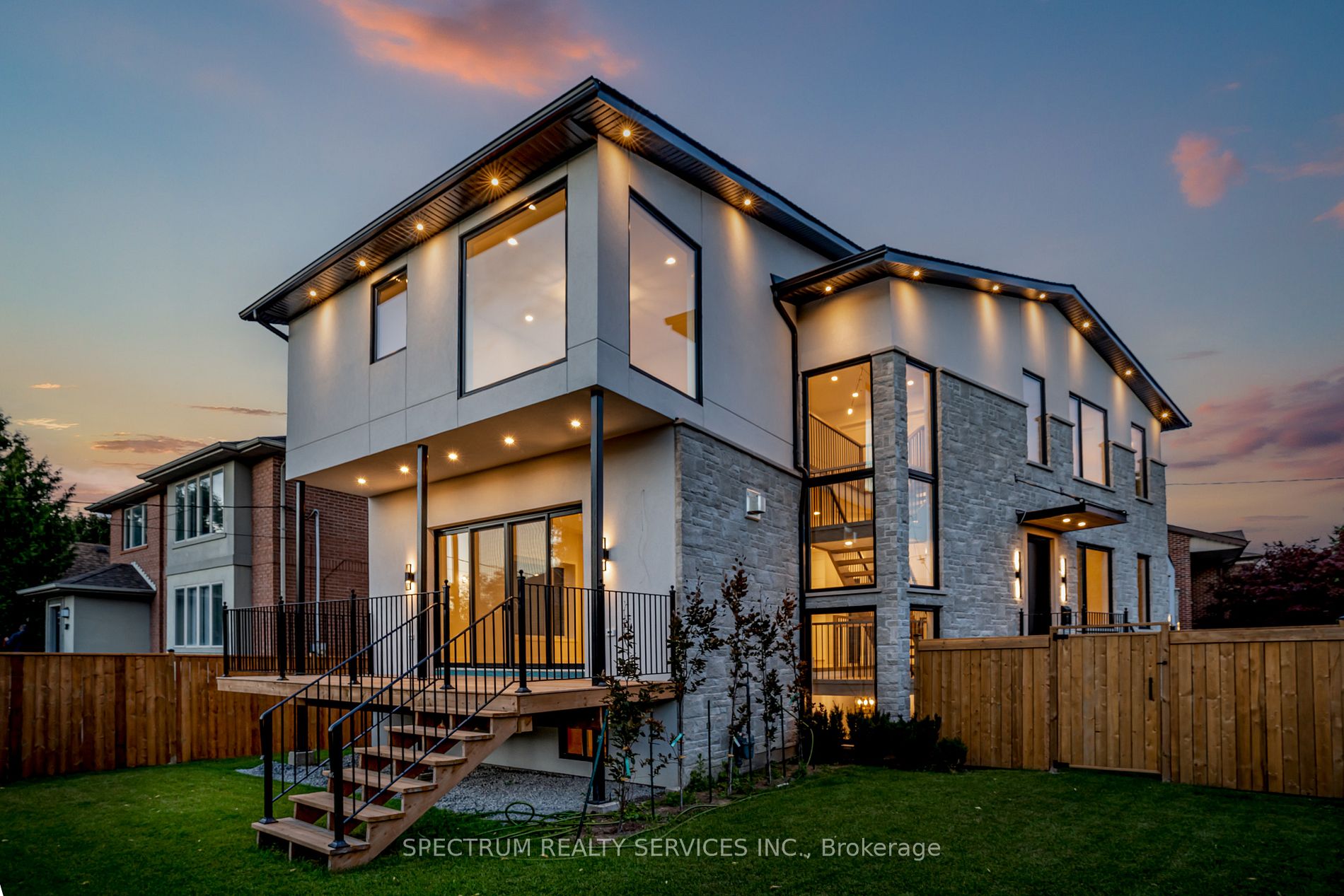 102 Stayner Ave