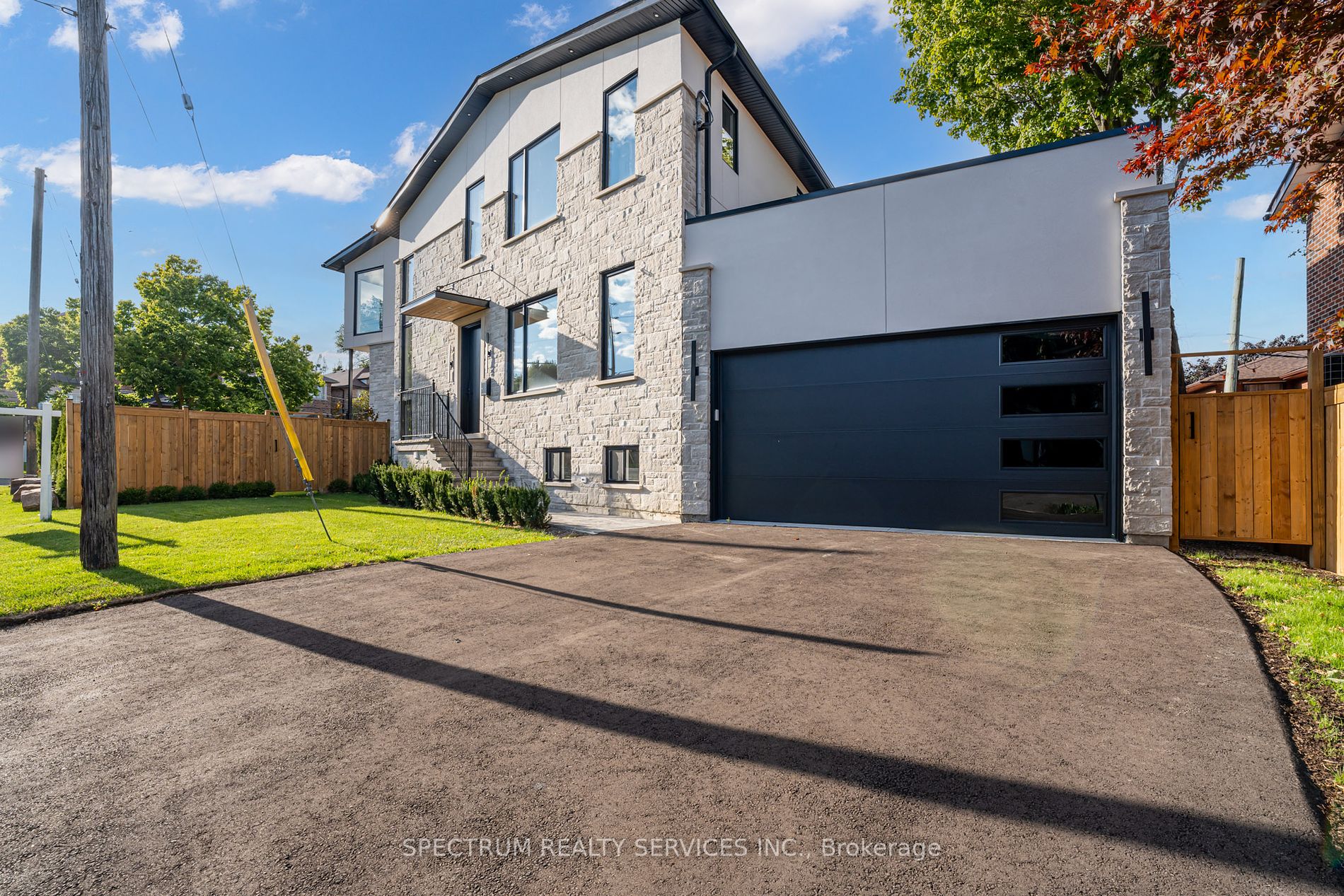 102 Stayner Ave