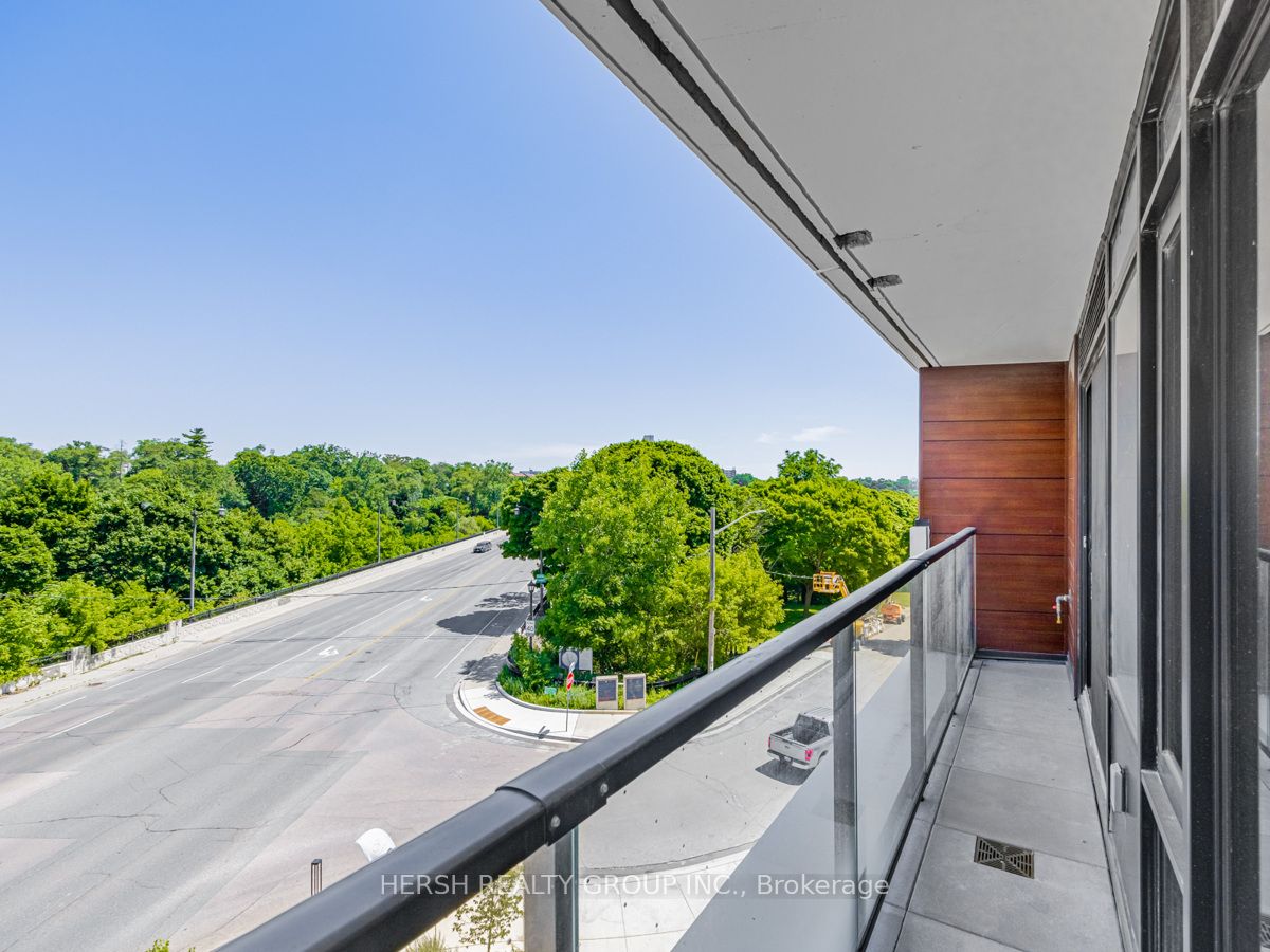 160 Kingsway Cres, #310
