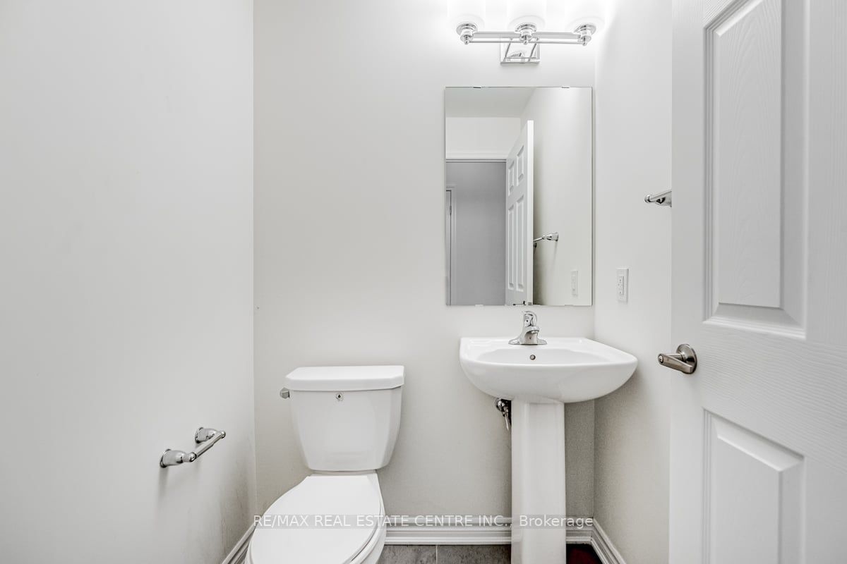 200 Lagerfeld Dr, #421