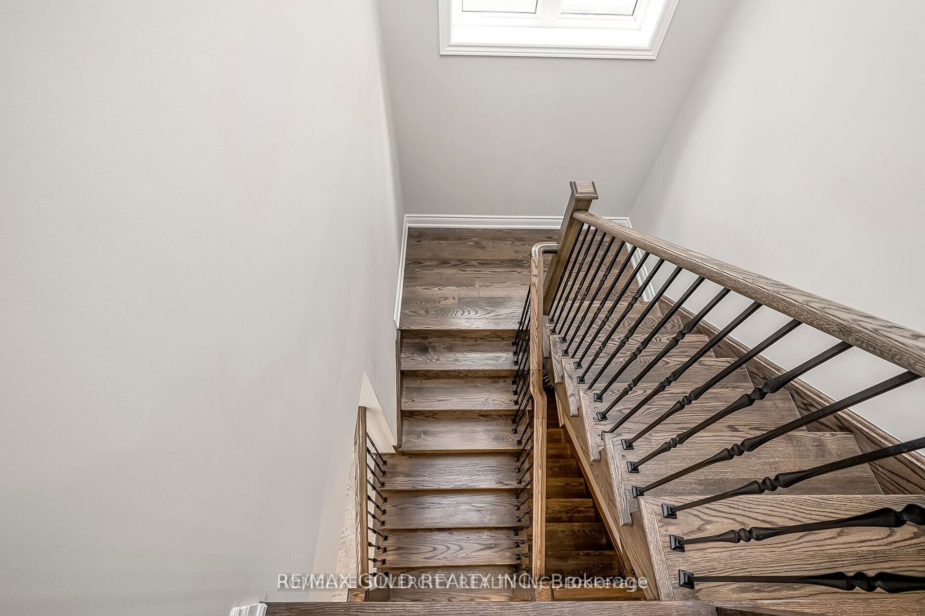 30 Ash Hill Ave