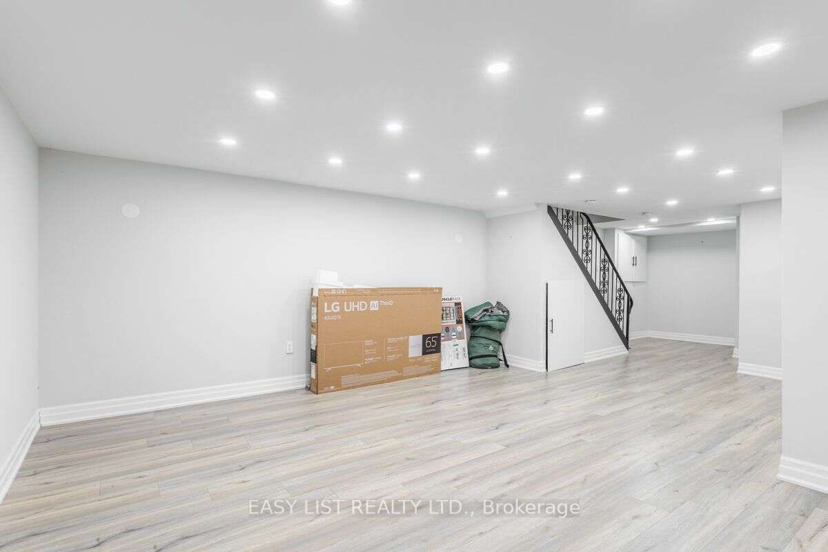 1517 Elm Rd, #10