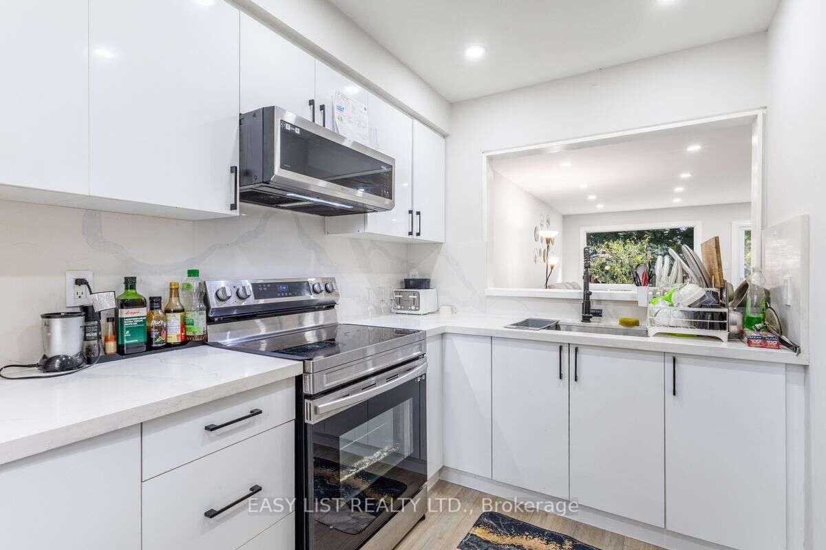 1517 Elm Rd, #10