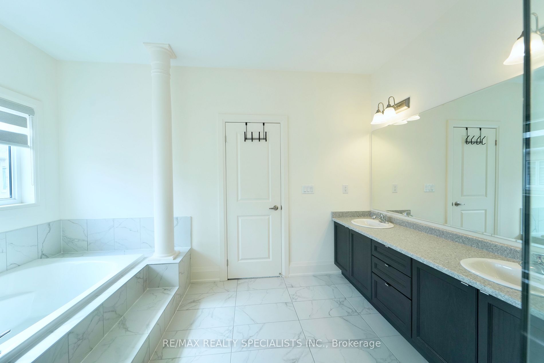 68 Donald Stewart Rd