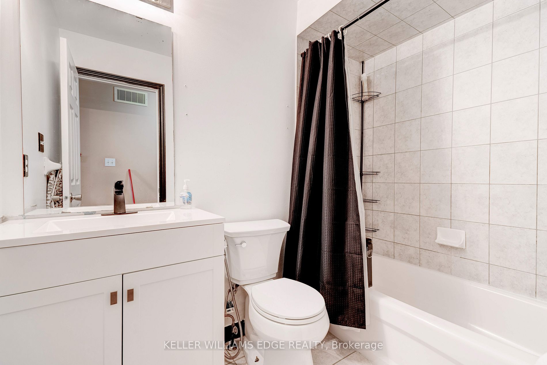 120 Peachwood Cres
