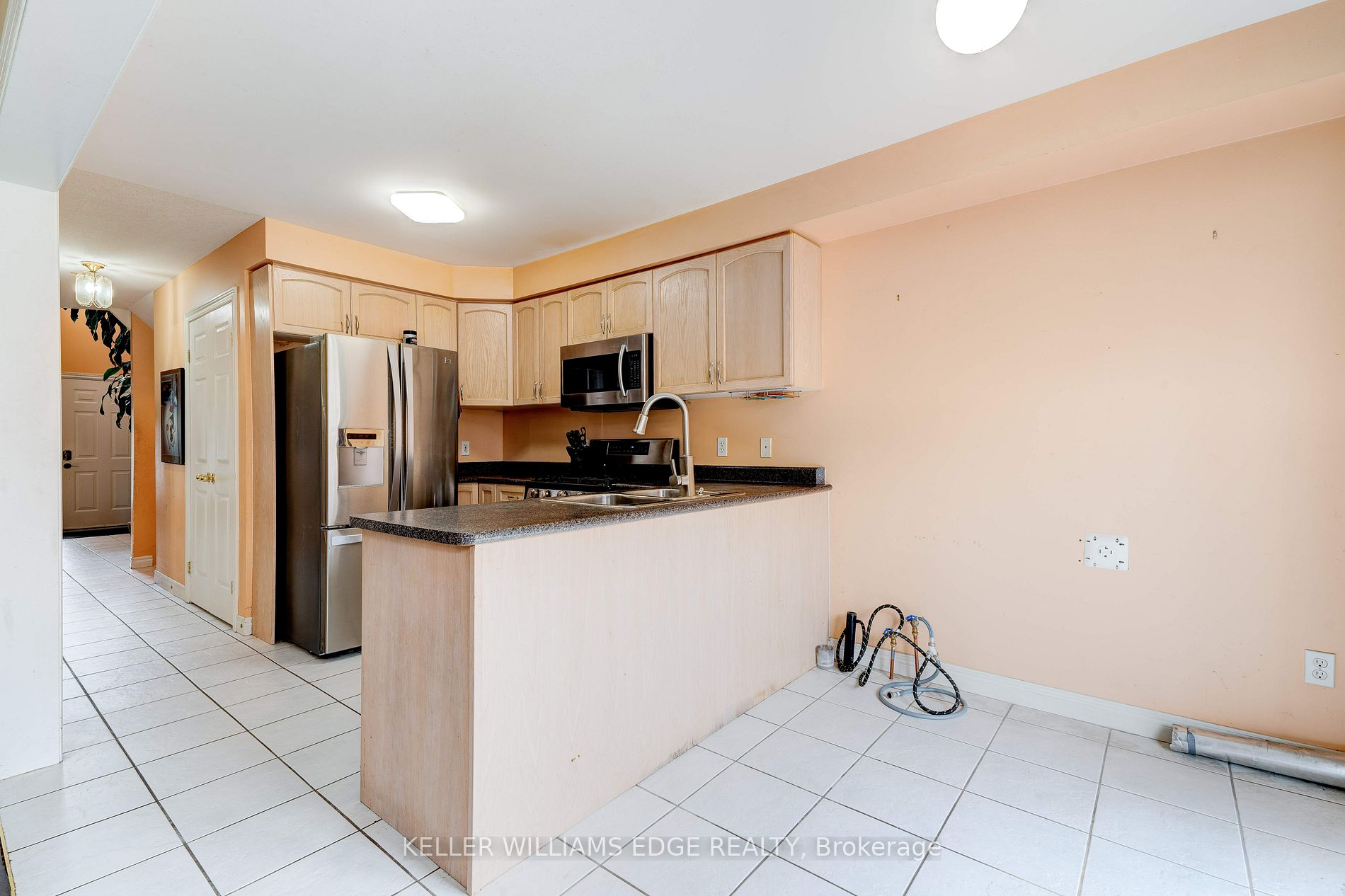 120 Peachwood Cres