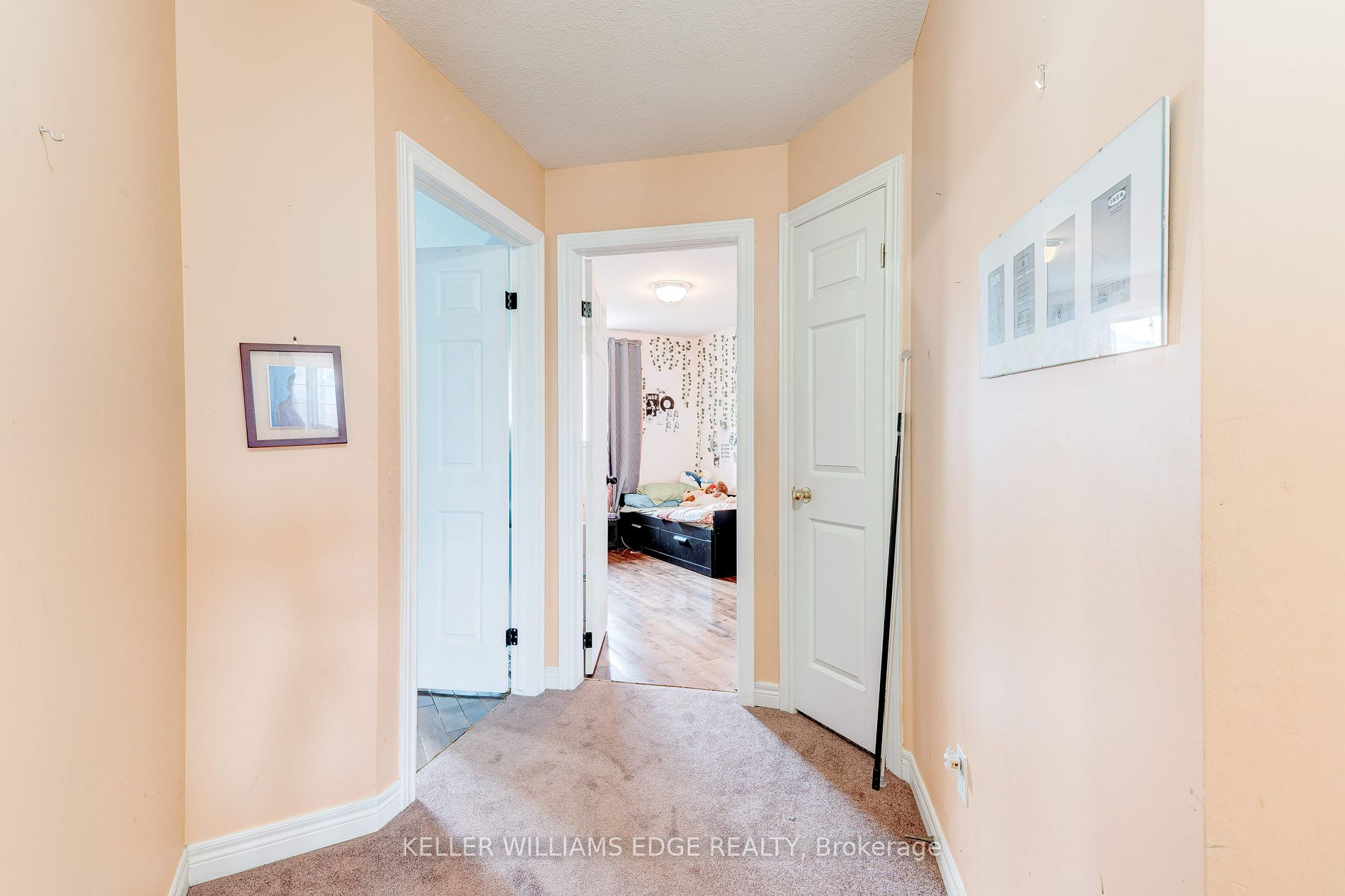 120 Peachwood Cres