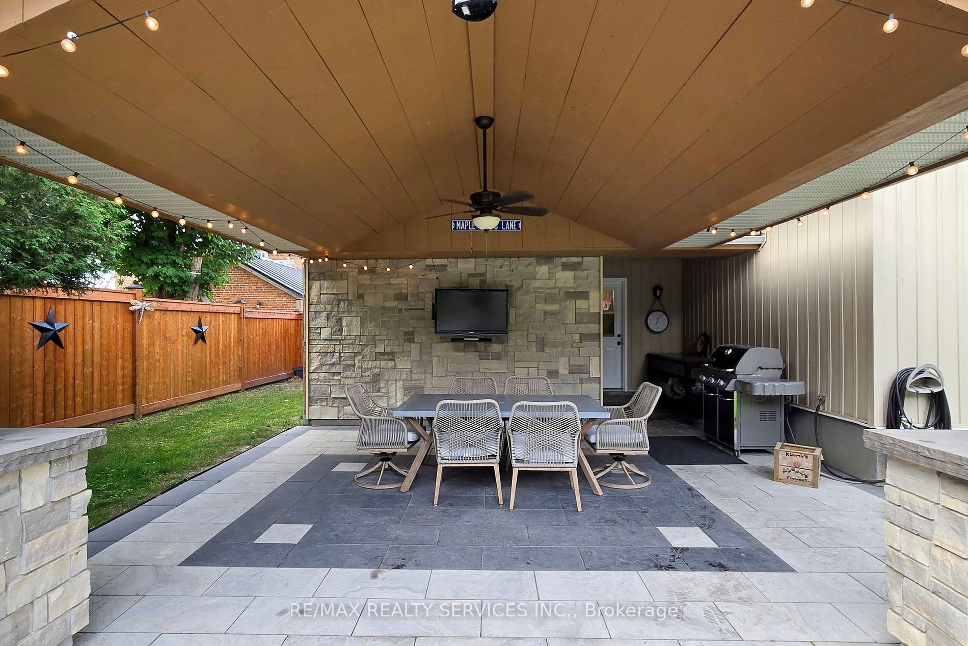 19 Trafalgar Rd