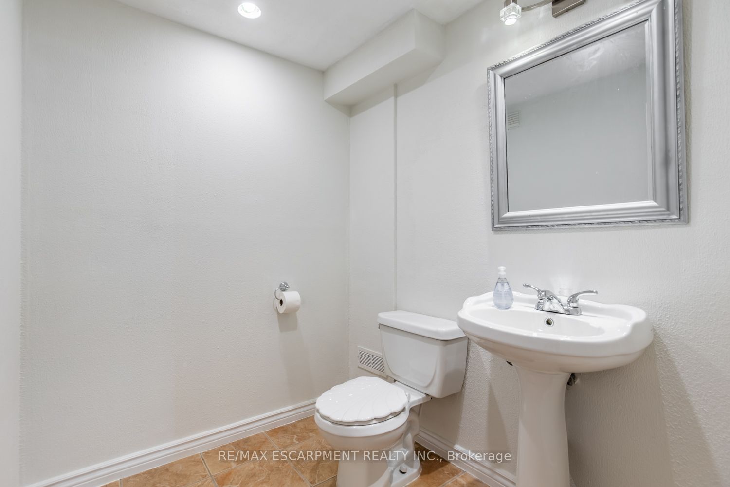 109 Peachwood Cres
