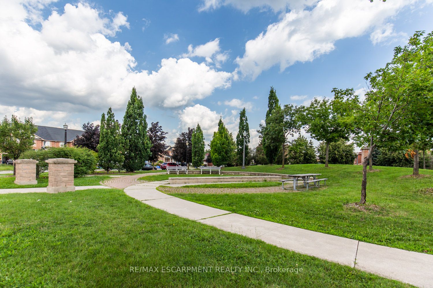 109 Peachwood Cres