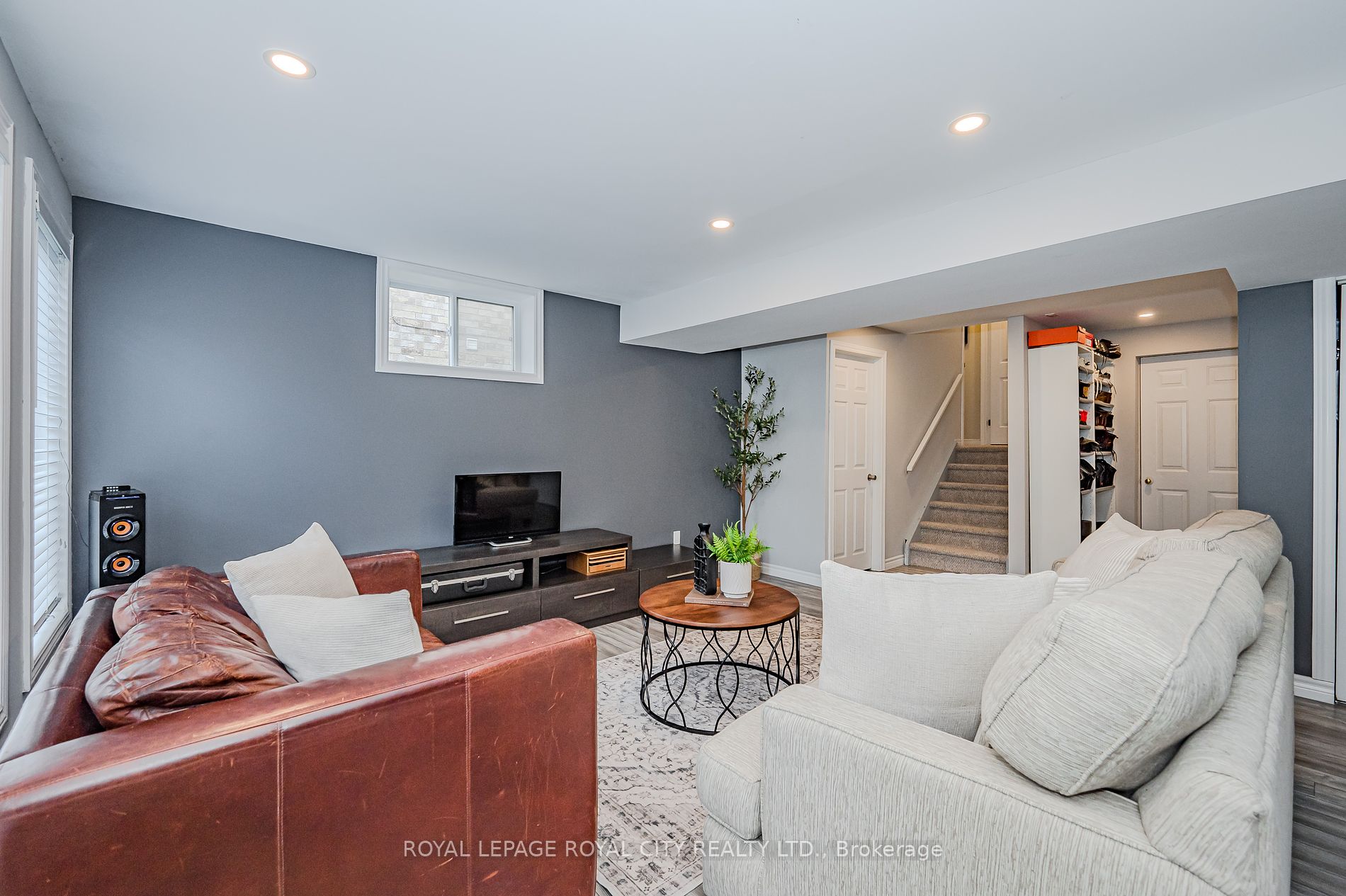 173 Clair Rd W