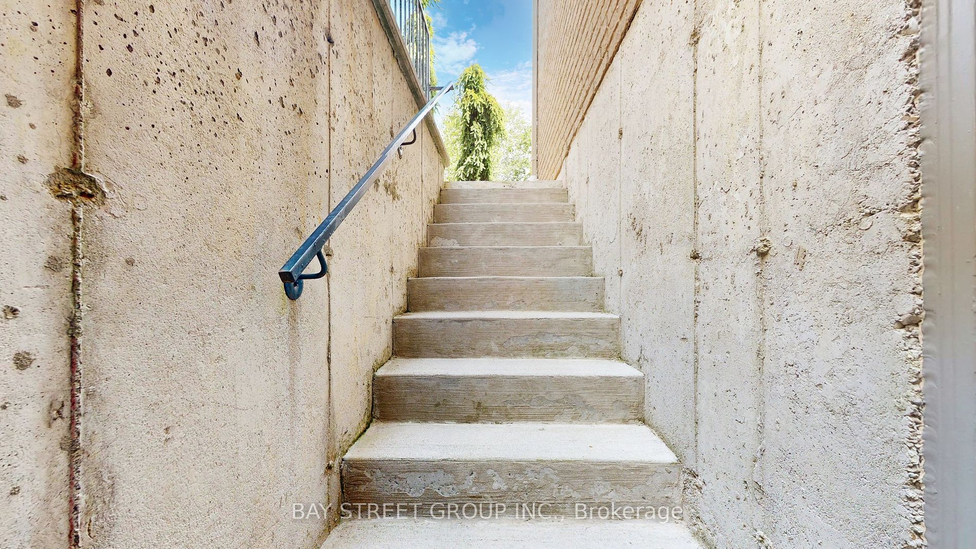 208 John Frederick Dr